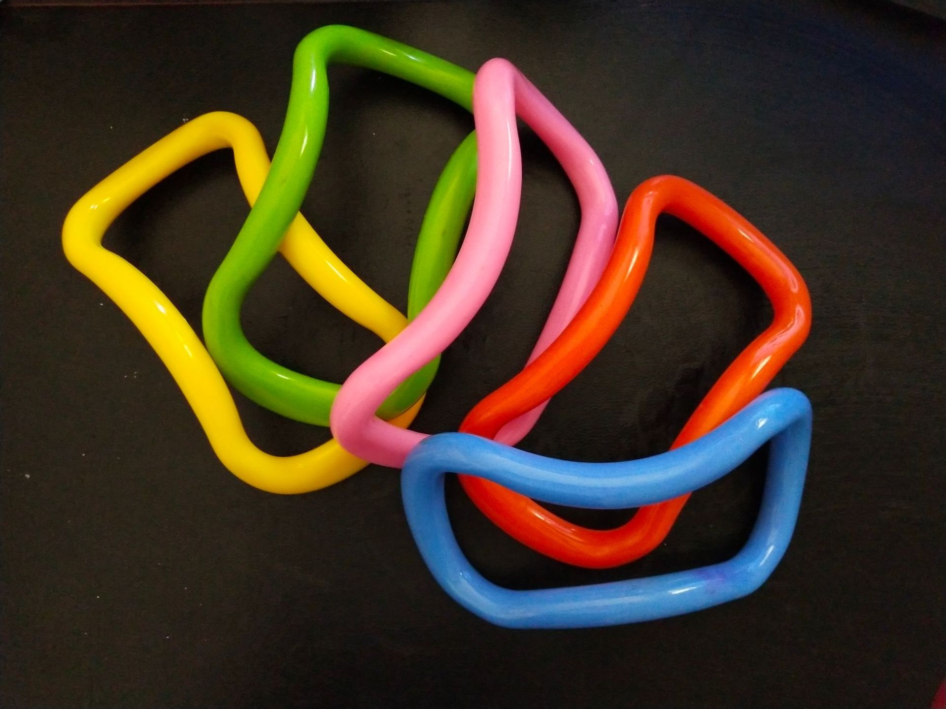 厂家直销瑜伽环瑜伽圈魔力圈筋膜拉伸环健身环瑜伽辅助普拉提圈