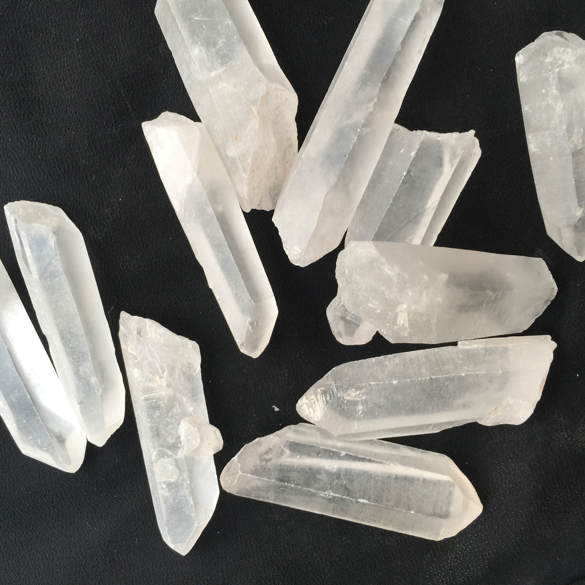 「一百克短款」天然白水晶柱原石单尖水晶摆件消磁供佛可抛光