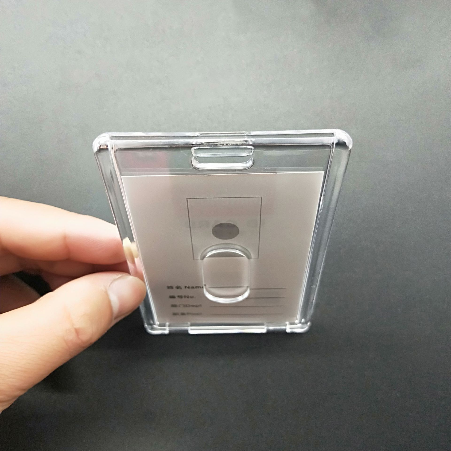 水晶透明亚克力卡套 防静电透明胸卡套 亚克力塑料工作牌加挂绳