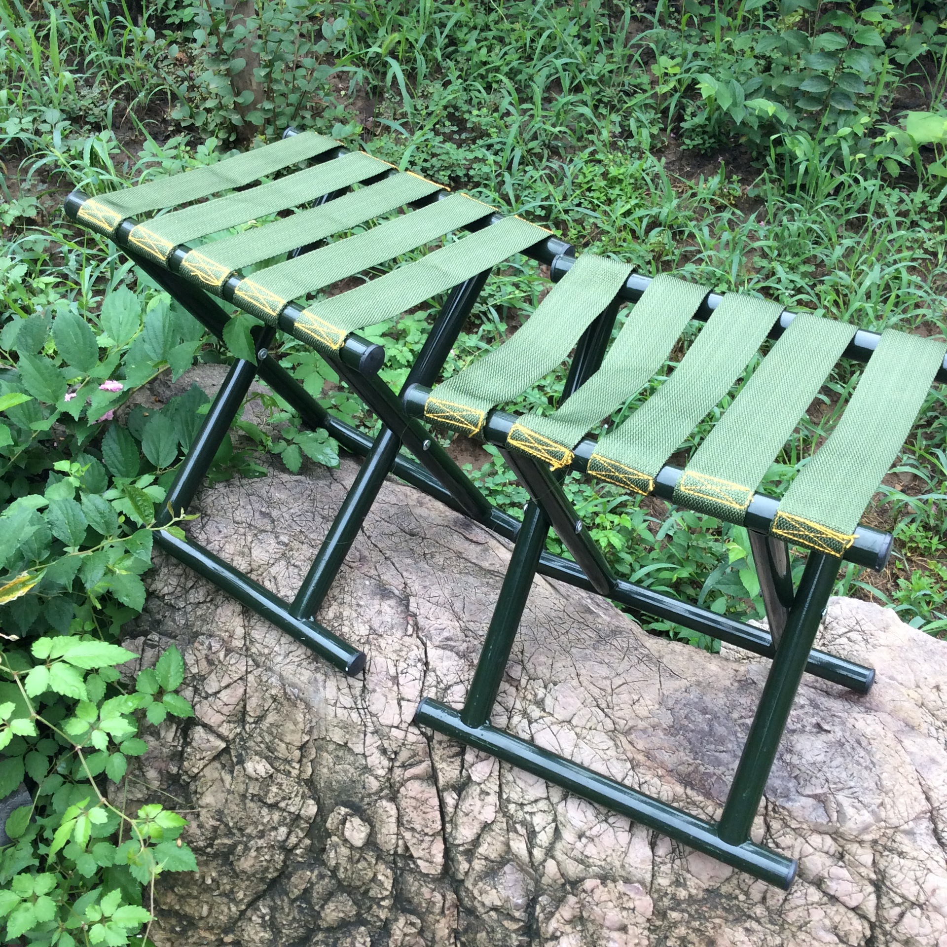 批发圆管马扎新款便携式折叠军工马扎子钓鱼凳子户外火车小板凳