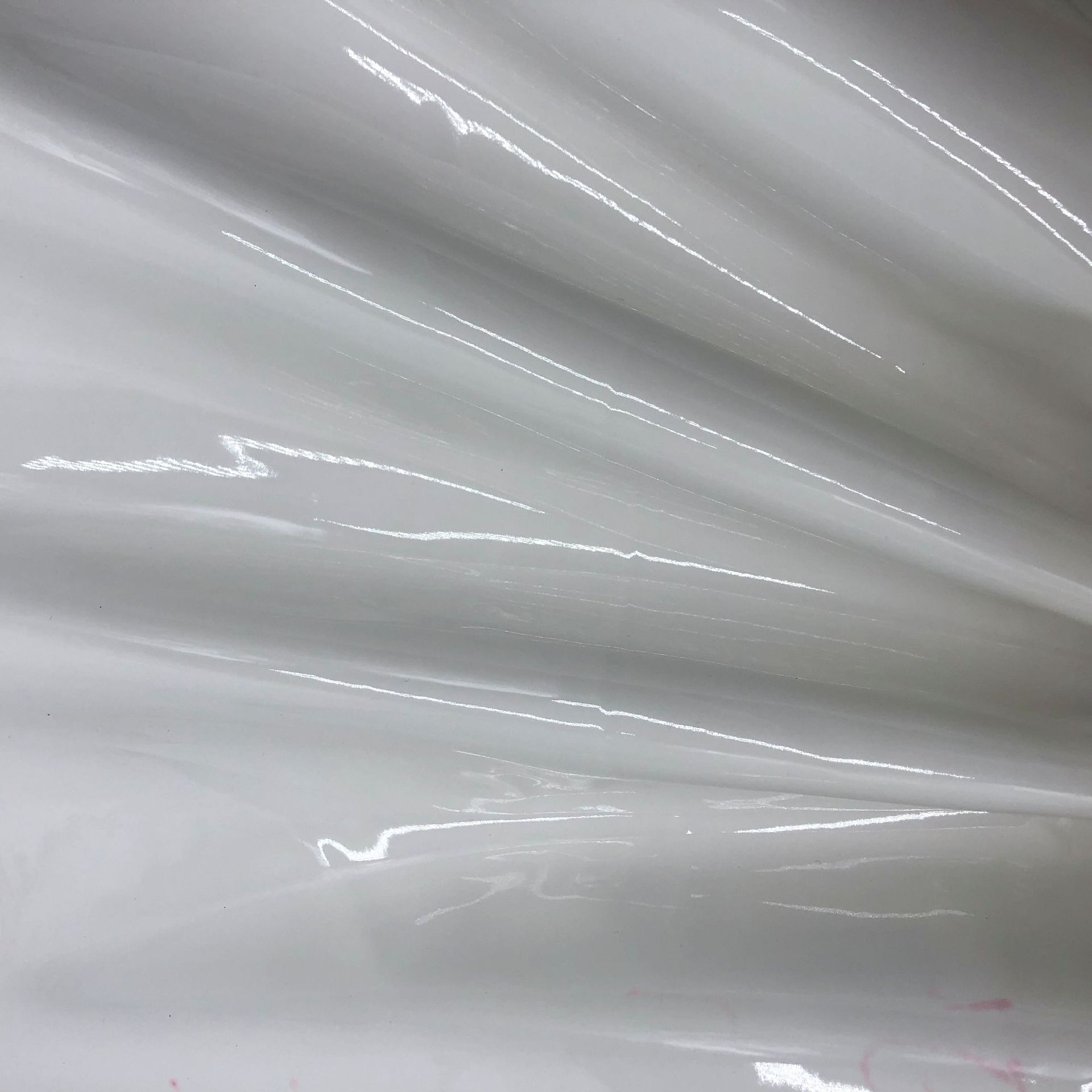 8mm全pu镜面皮革箱包软包弹力亮面漆皮人造革面料