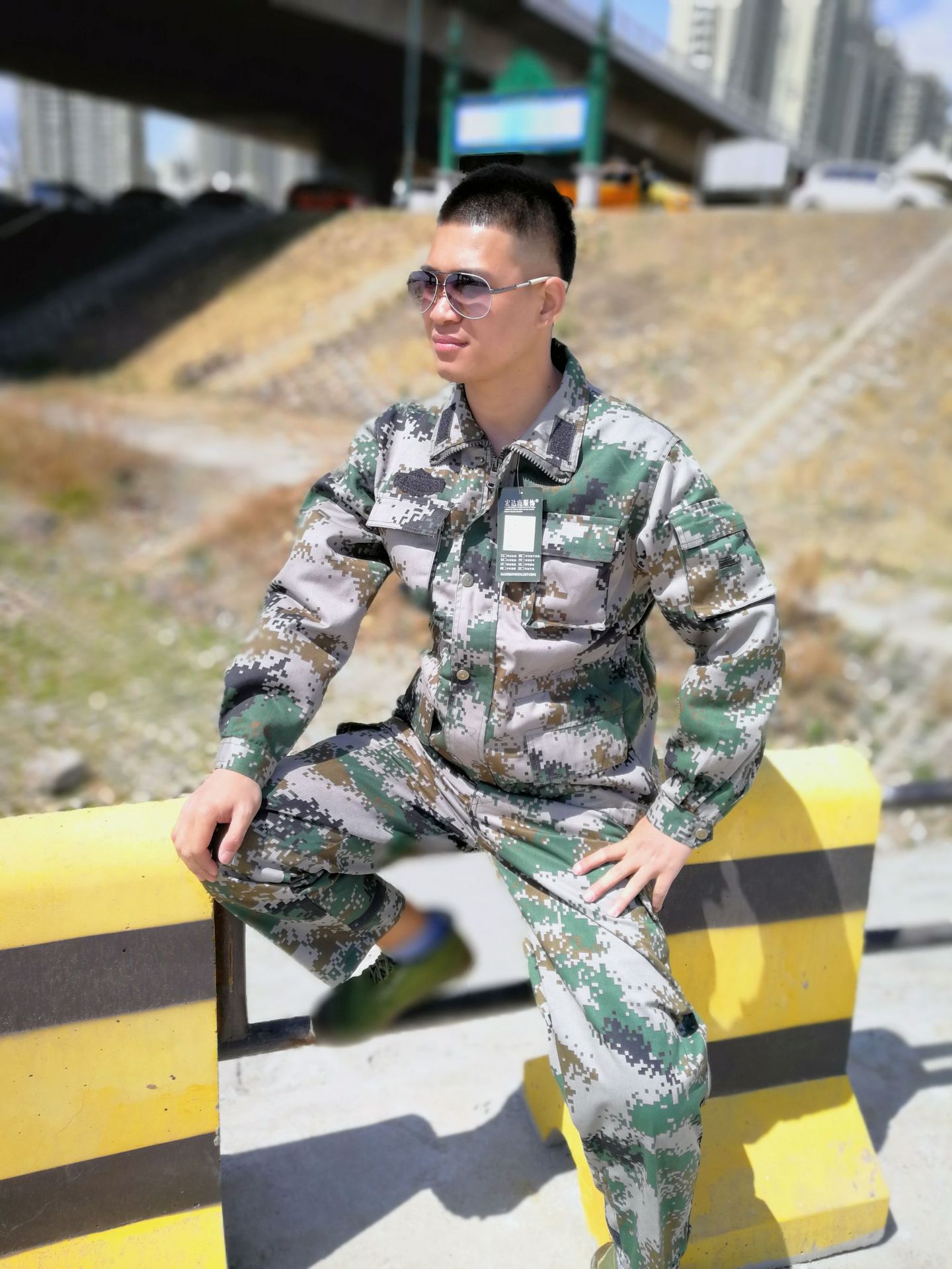 07丛林迷彩服陆款夏正品林地数码迷彩作训服户外军训迷彩服厂家