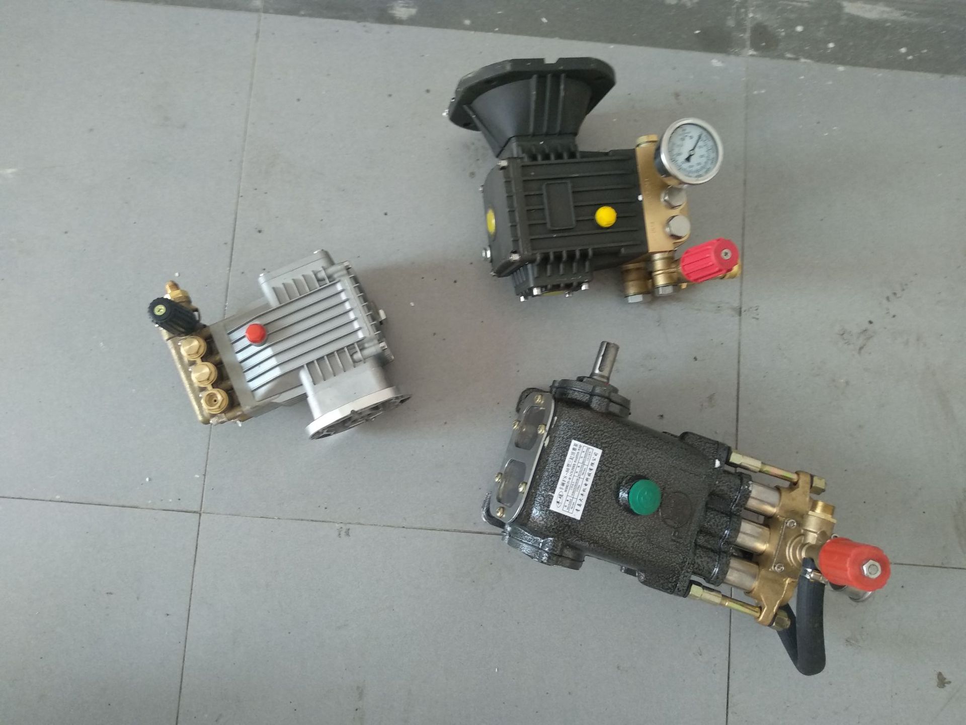 220v/380v高压清洗机洗车机配件泵头通用丰硕黑猫飞驰清洗机泵头