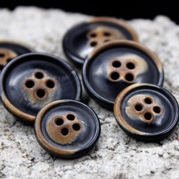 天然手工烧面复古牛角纽扣凸面四眼扣diy百搭西装开衫西服扣子