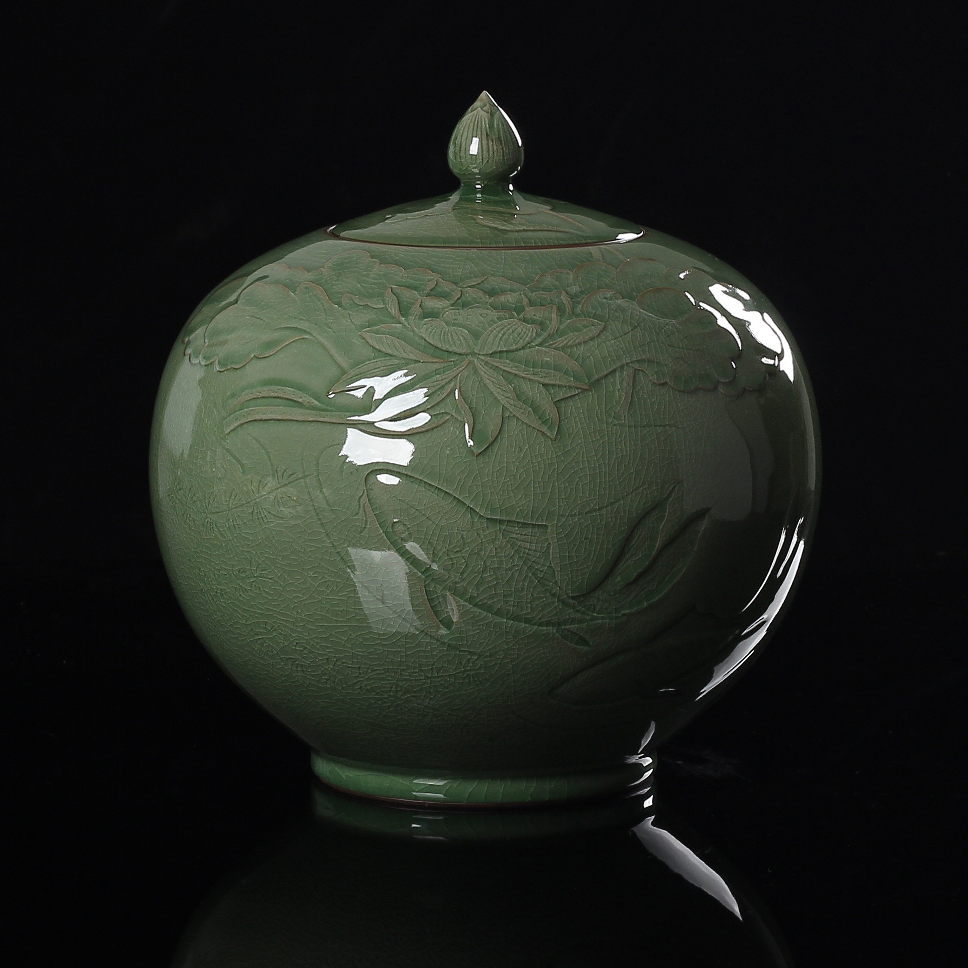 品质龙泉青瓷创意工艺品摆件 中式复古家具酒店鱼跃丰荷摆件订制