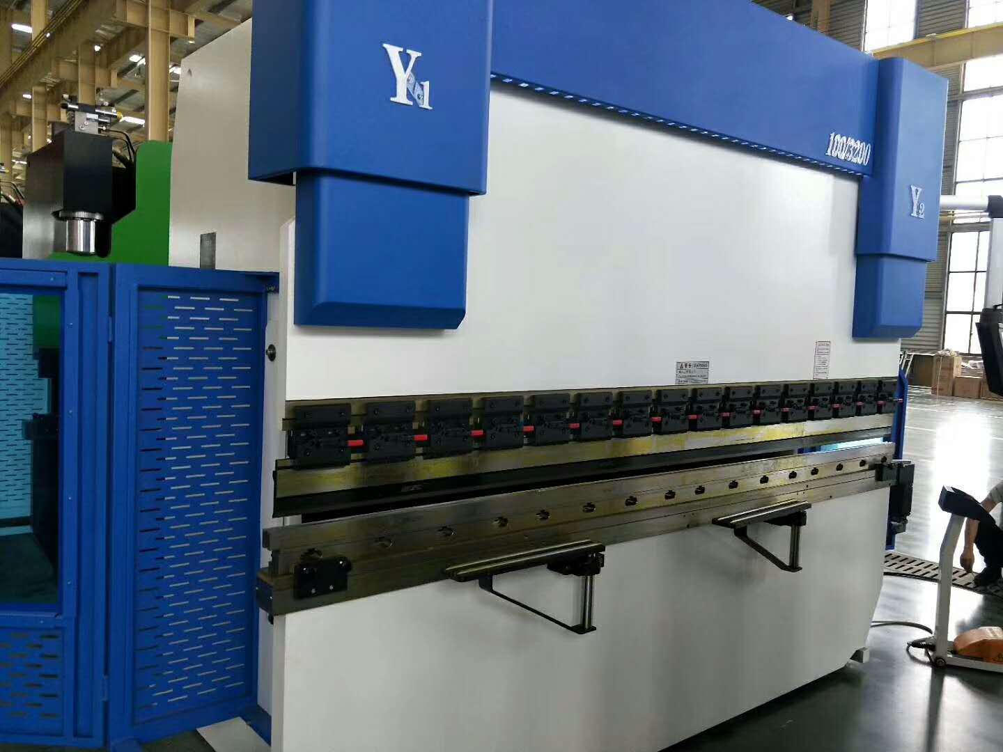 数控折弯机数控折弯机 液压折弯机 数控折弯机不锈钢折弯机-阿里巴巴