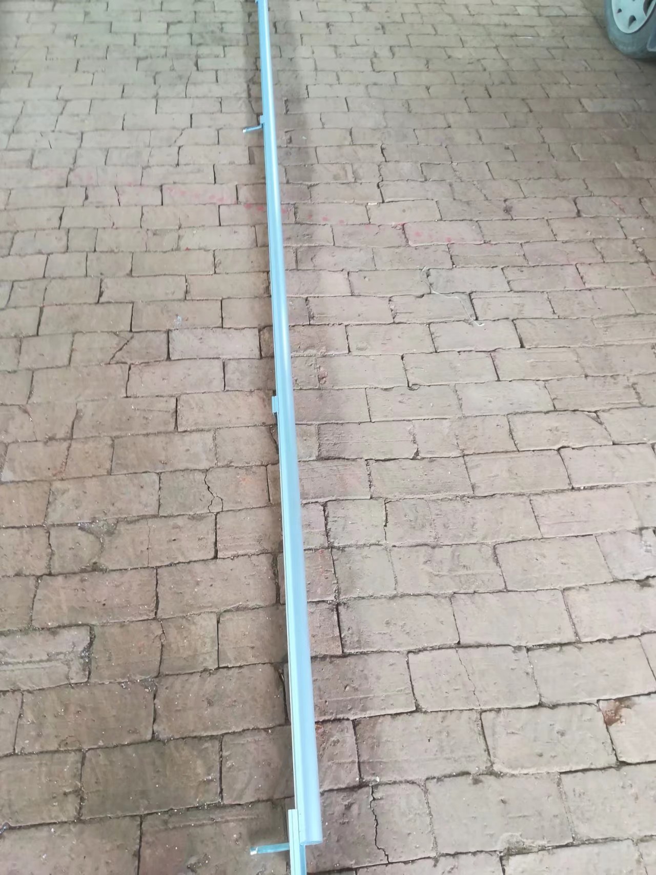 茂康 田径场地铝合金道牙 塑胶跑道铝合金道牙 道牙厂家