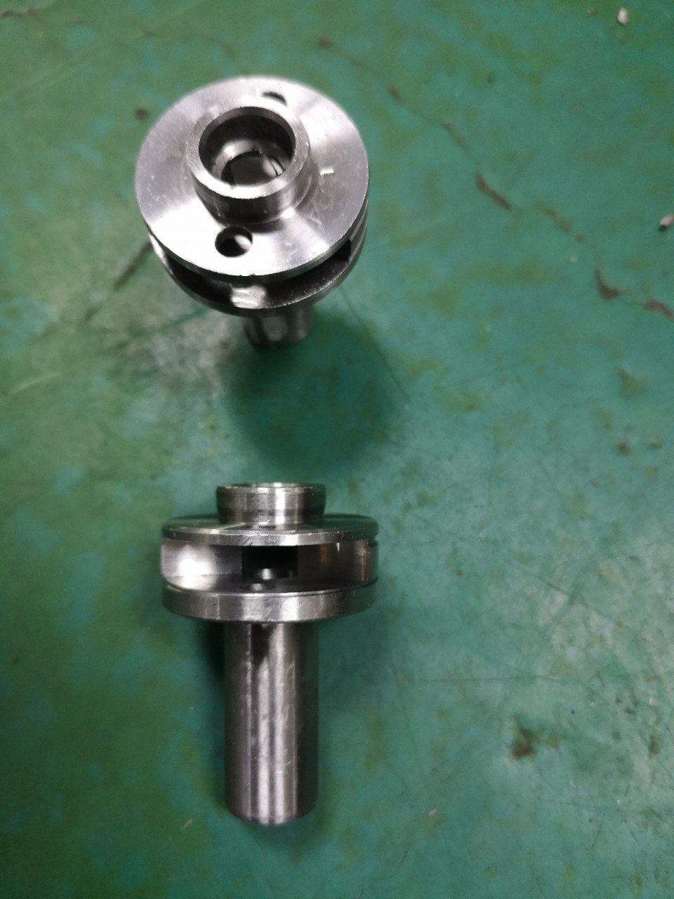 电动工具转轴开槽