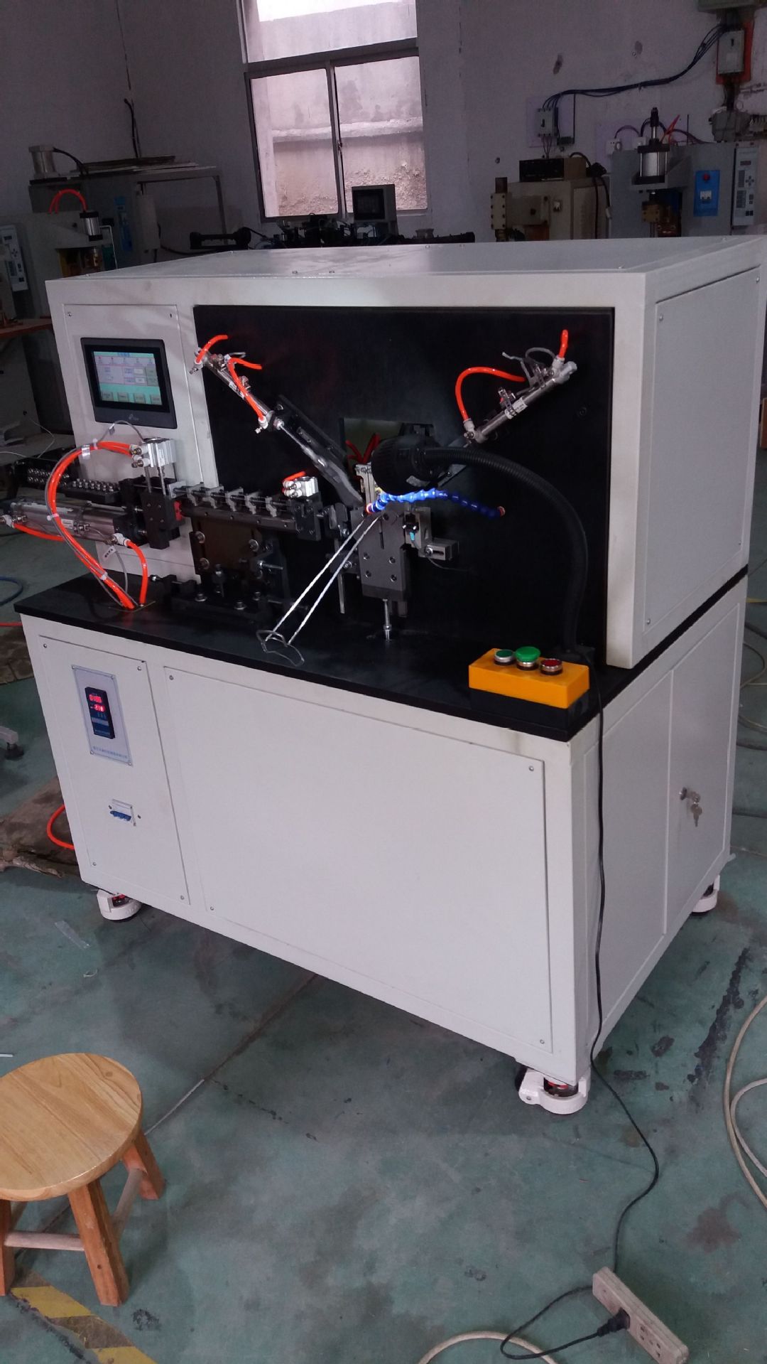 消音器焊接铁丝/植入铁丝专用全自动焊接成型机