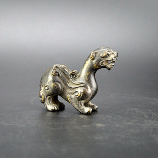 古玩黑漆古铜瑞兽貔貅书桌办公室镇纸摆件古董纯铜黄铜仿古青铜器