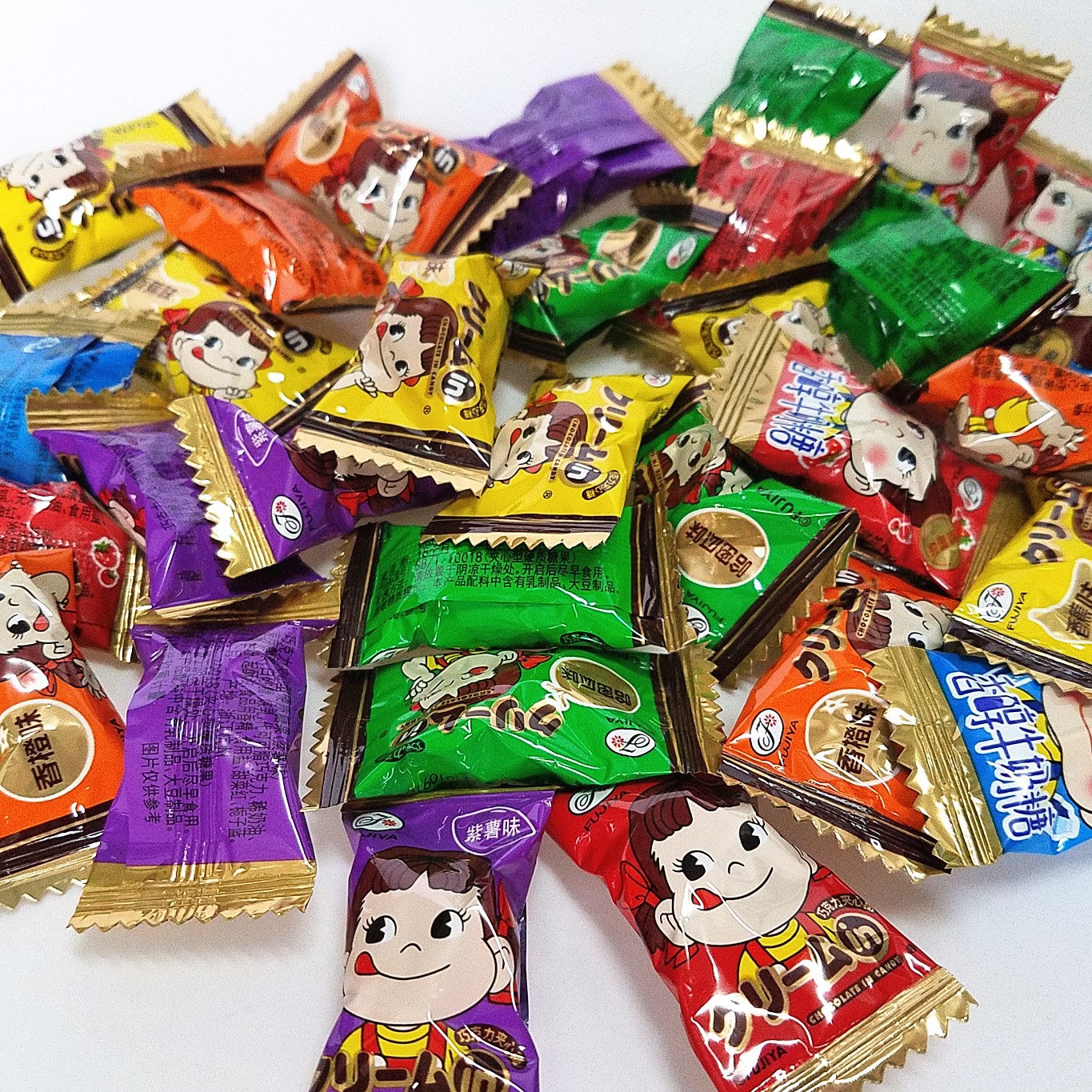 姑苏区孙惠敏食品店经销的糖果,休闲食品品种齐全,价格合理.