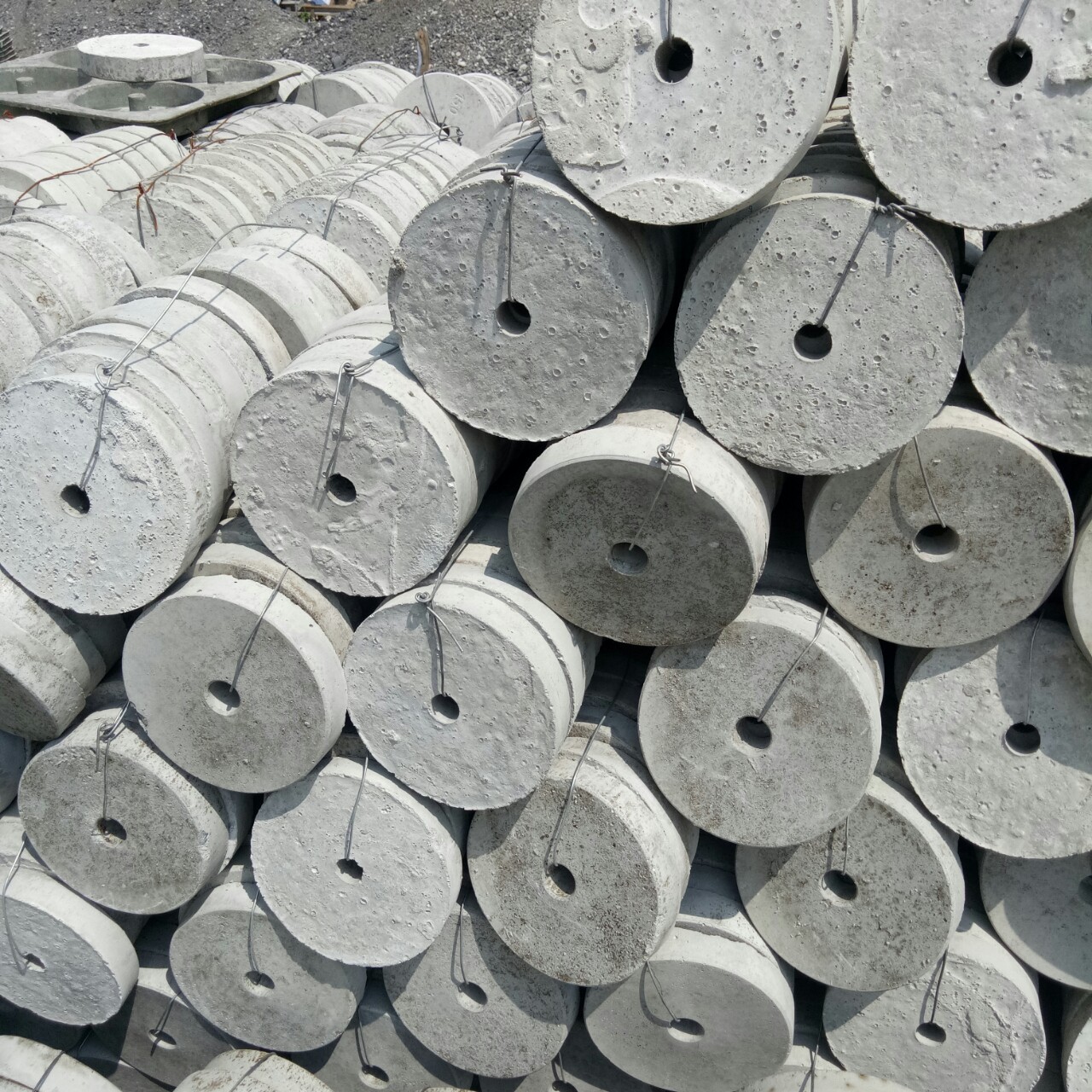 厂家直销 桥梁垫块 圆垫块 140圆垫块 圆饼垫块 优质桥梁垫块批发