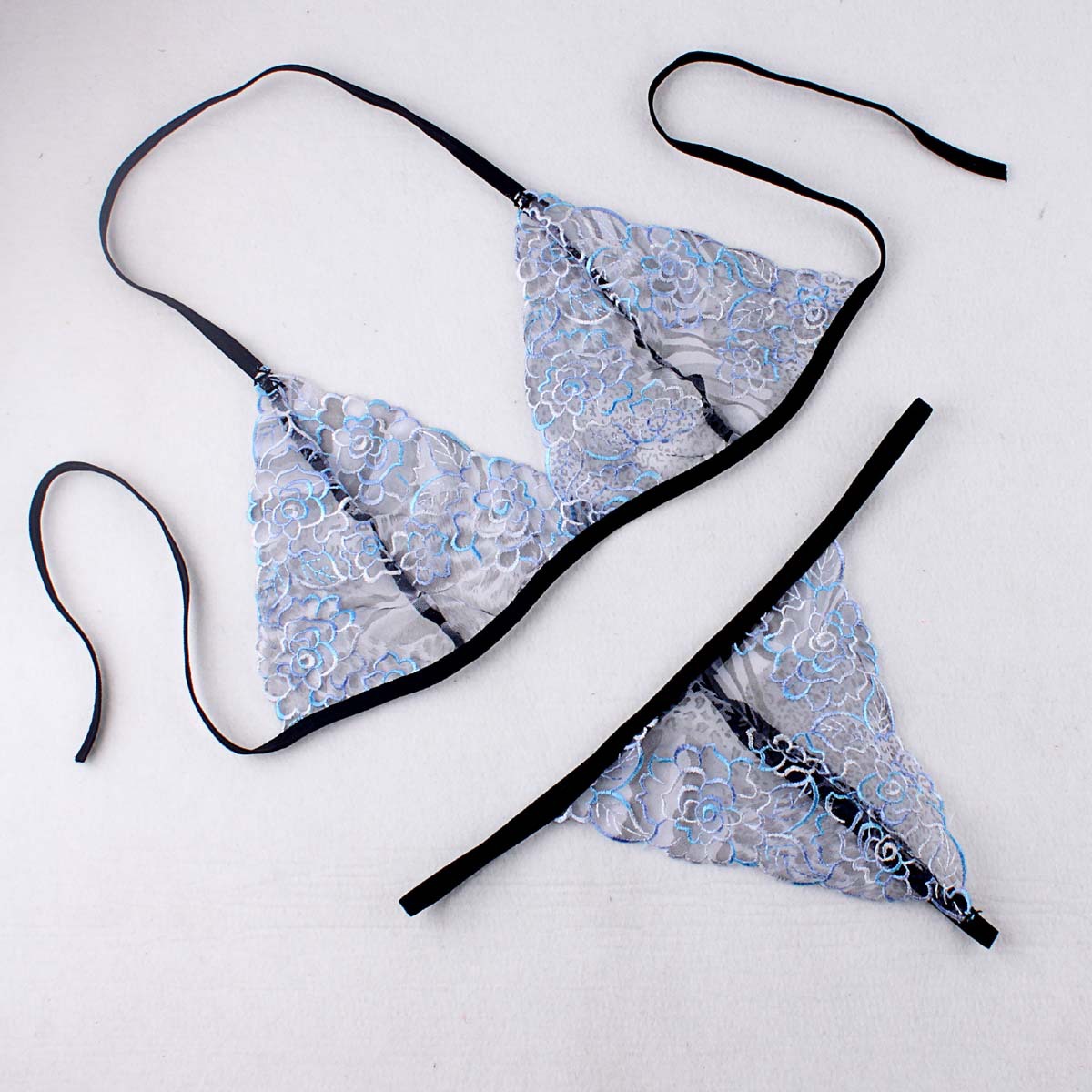 跨境专供 厂家高档性感情趣三点式套装 刺绣文胸性感女丁字裤