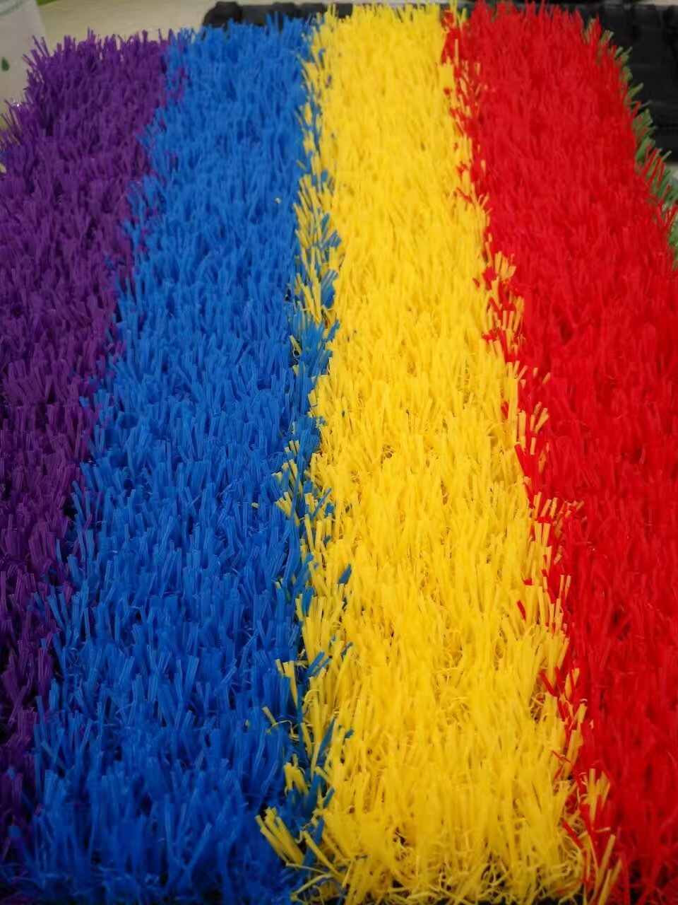 【厂家直销】江苏幼儿园草坪仿真加密 地毯彩虹跑道 室内户外草