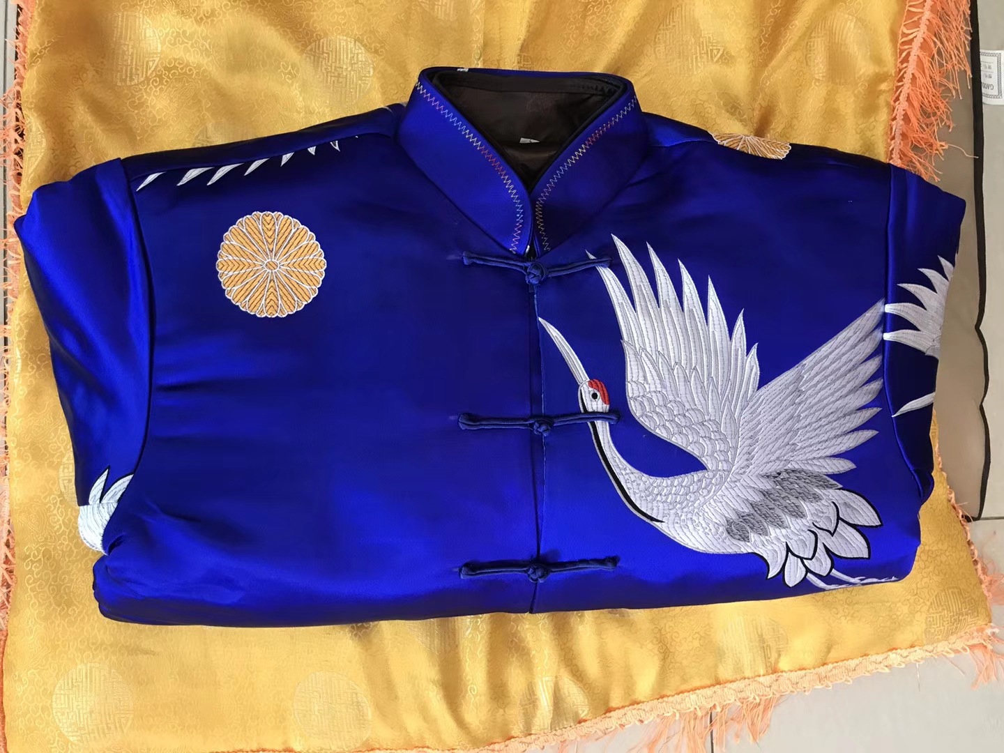 殡葬 纸衣服 佛教用品 七彩纸衣 纸衣服寒衣祭祀