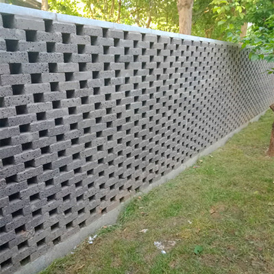 园林绿化用小孔火山岩板朗庭广场火山石砖高吸水火山石才