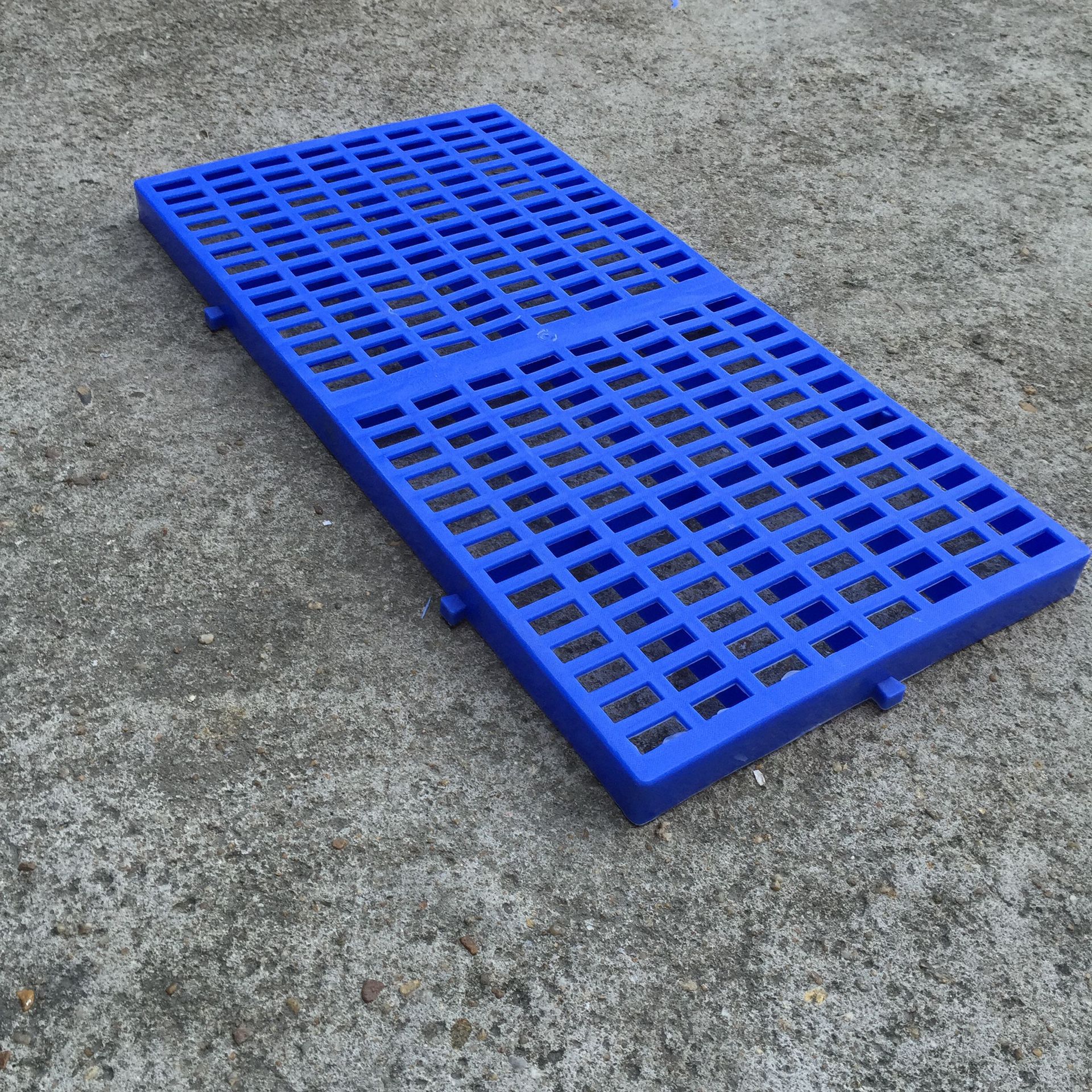 厂家供应塑料托盘仓库防潮 垫板 工业垫板地台垫脚板批发3#小垫板