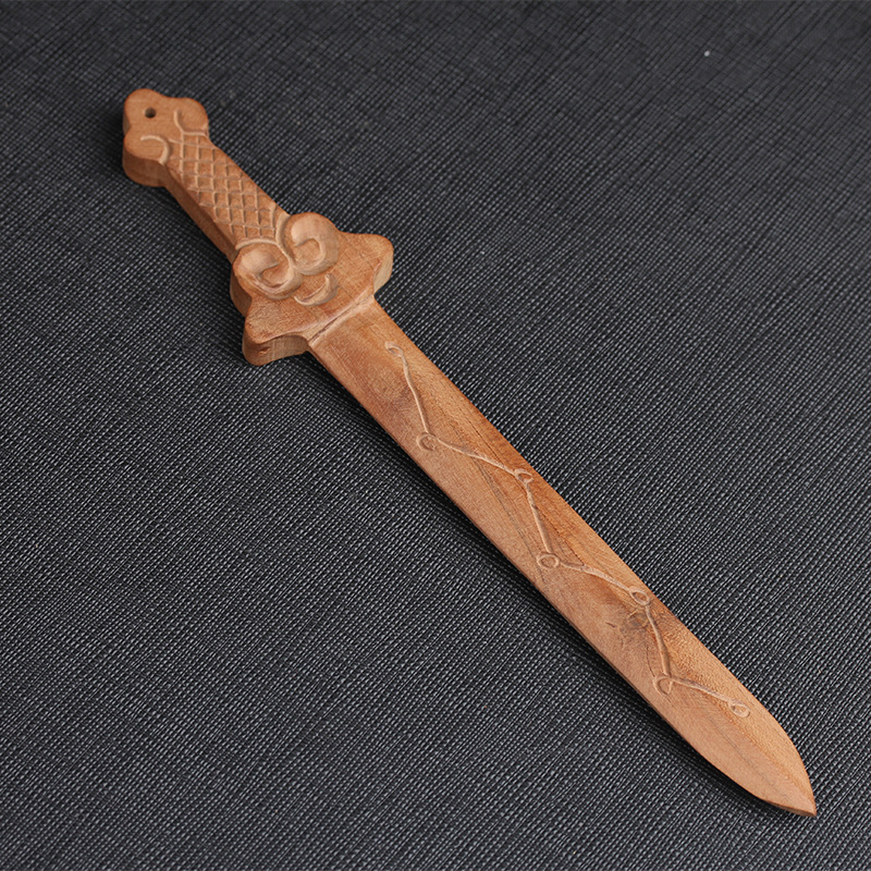 天然桃木七星剑工艺品精工细作保平安 风水吉祥物大量批发
