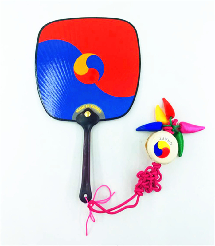 韩国太极扇子民俗传统手工艺品出差出国旅游纪念品活动礼品送客户