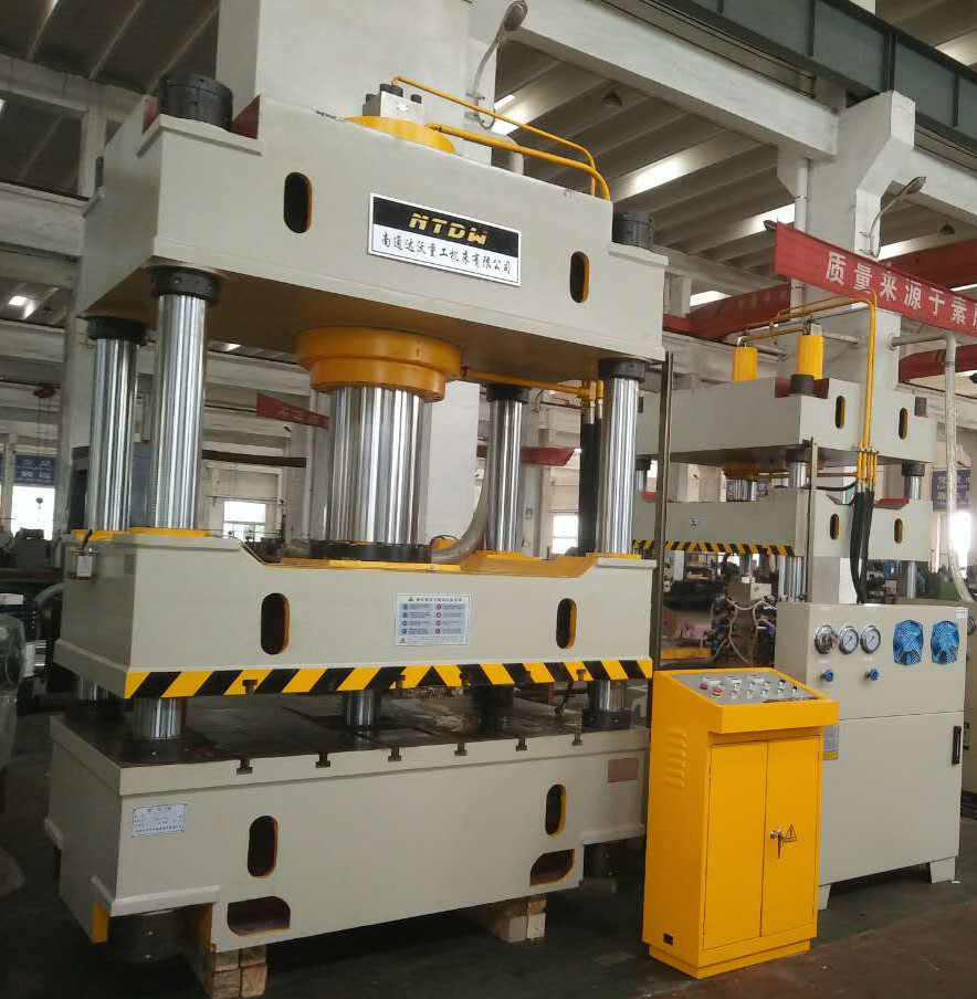 南通液压机厂家直销500吨牛羊舔砖机500t粉末成型机 500t盐砖机-阿里