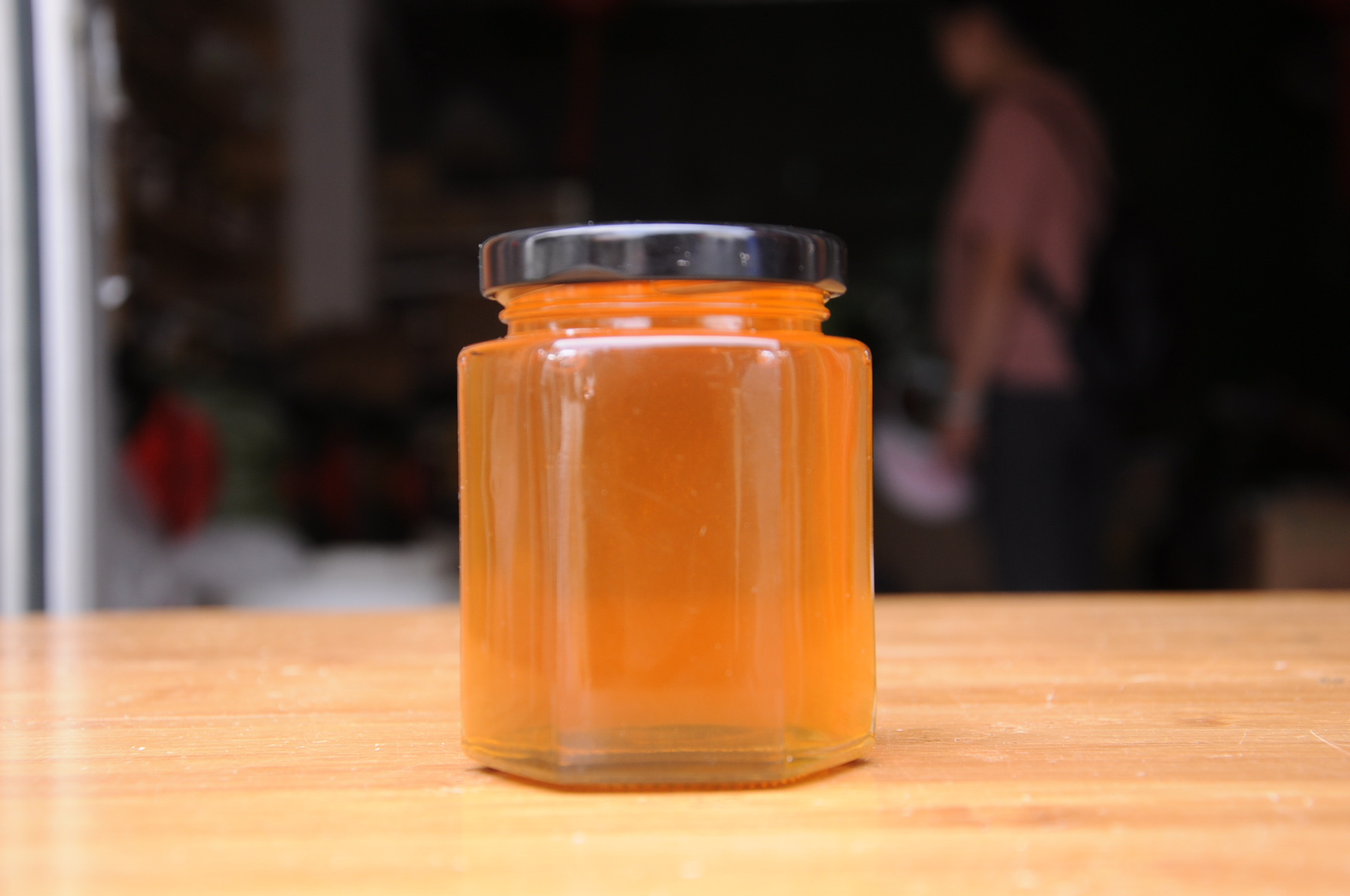 健凤园农家蜂场自产250g六棱玻璃瓶新野山花蜂蜜百花蜜半斤装