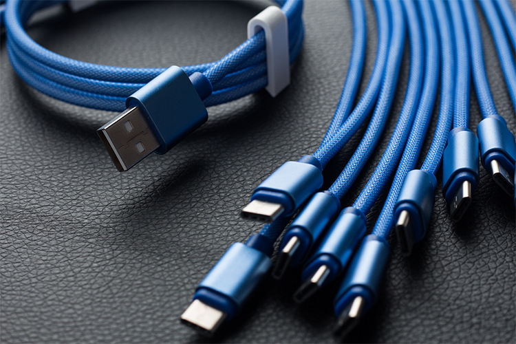 厂家批发加粗渔网数据线 8pin数据线 安卓数据线type-c 2a快充线