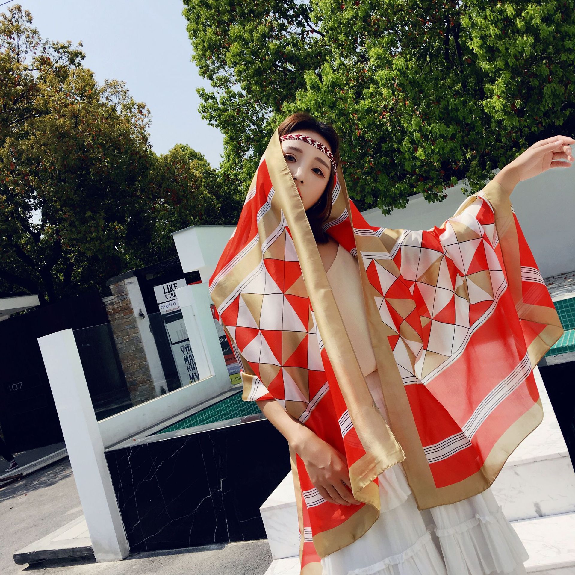 2018女士丝巾 春夏季百搭新款韩版长款纱巾仿真丝披肩印花沙滩巾