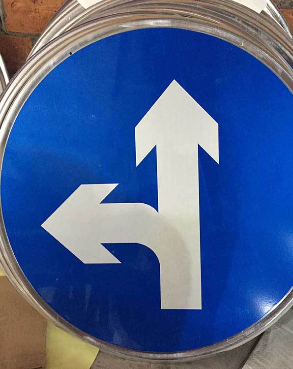 道路导向牌交通安全标志牌高速公路指示牌景区指路牌交通标牌定制