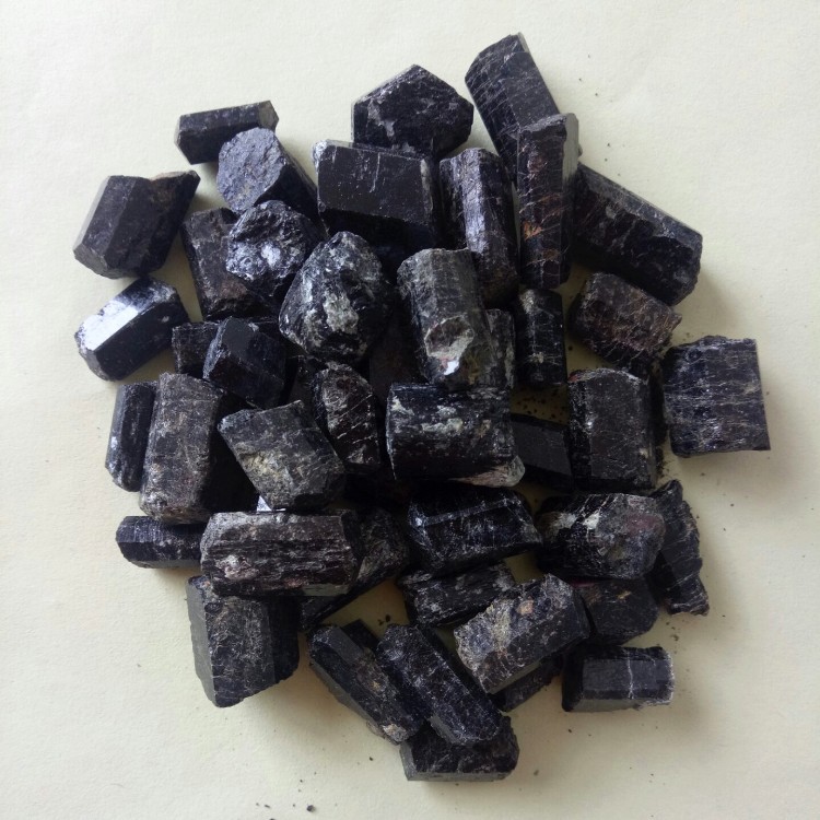 供应晶体电气石电气石球电气石颗粒水处理用负离子电气石