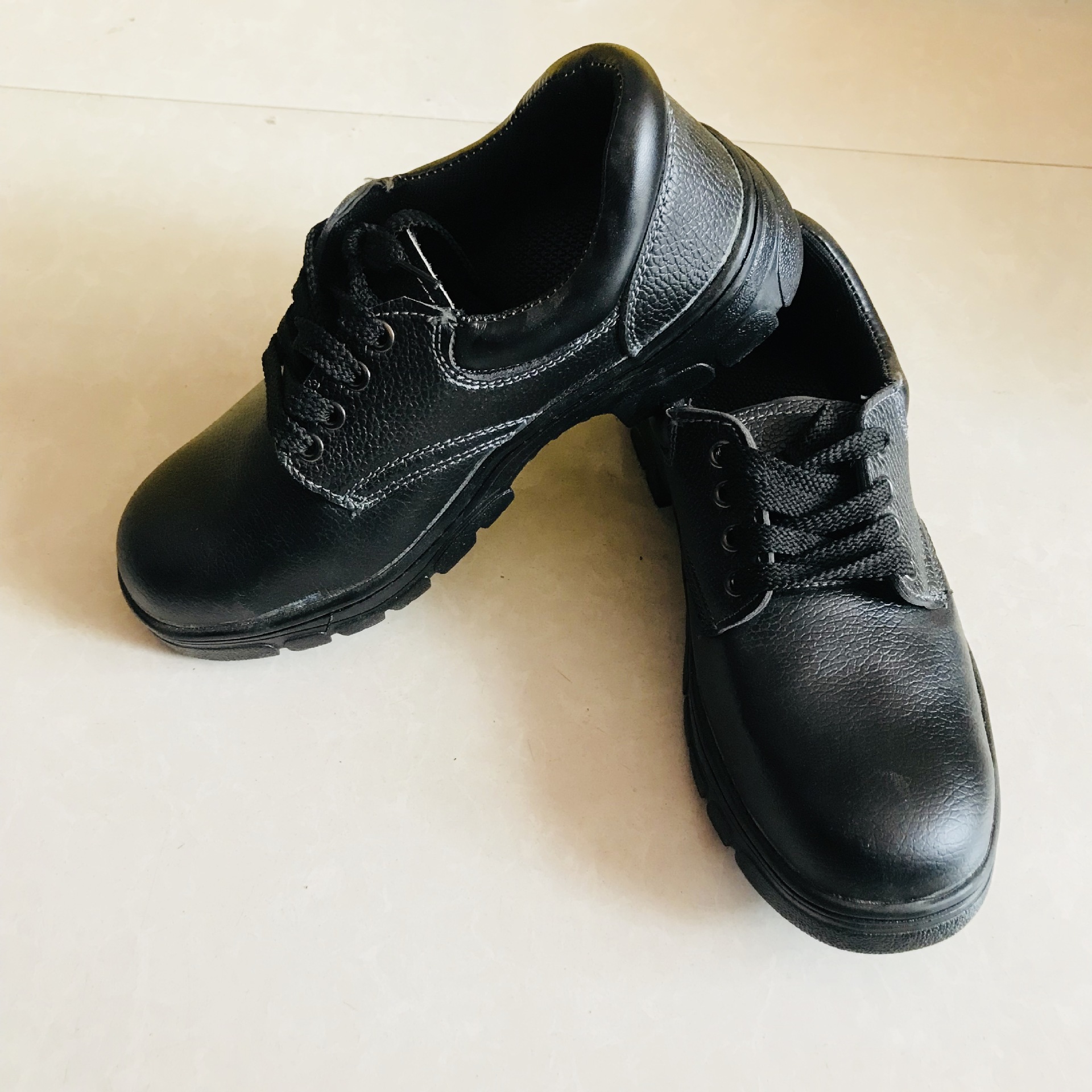 黑低腰带钢头劳保皮鞋 防砸 安全防护低帮鞋 光滑防水牛皮工作鞋