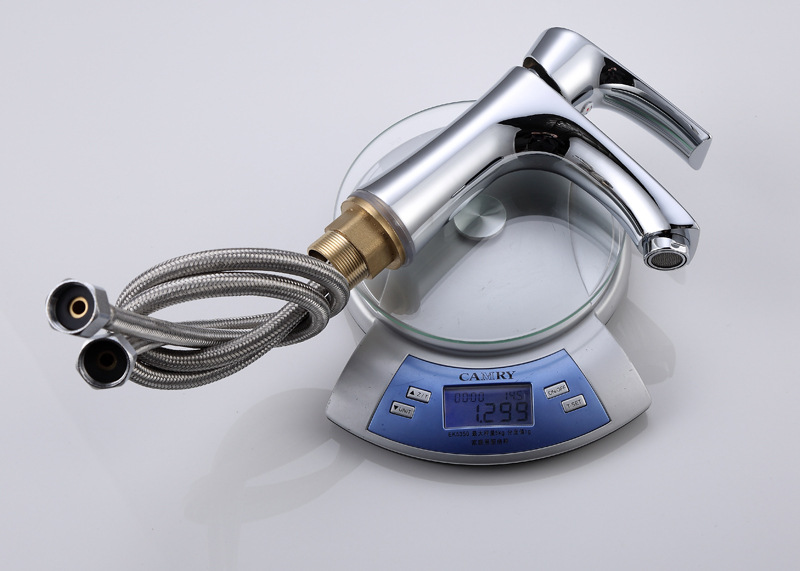 批发单孔洗脸盆卫生间浴室柜混水阀 冷热水汉兰达面盆水龙头跨境