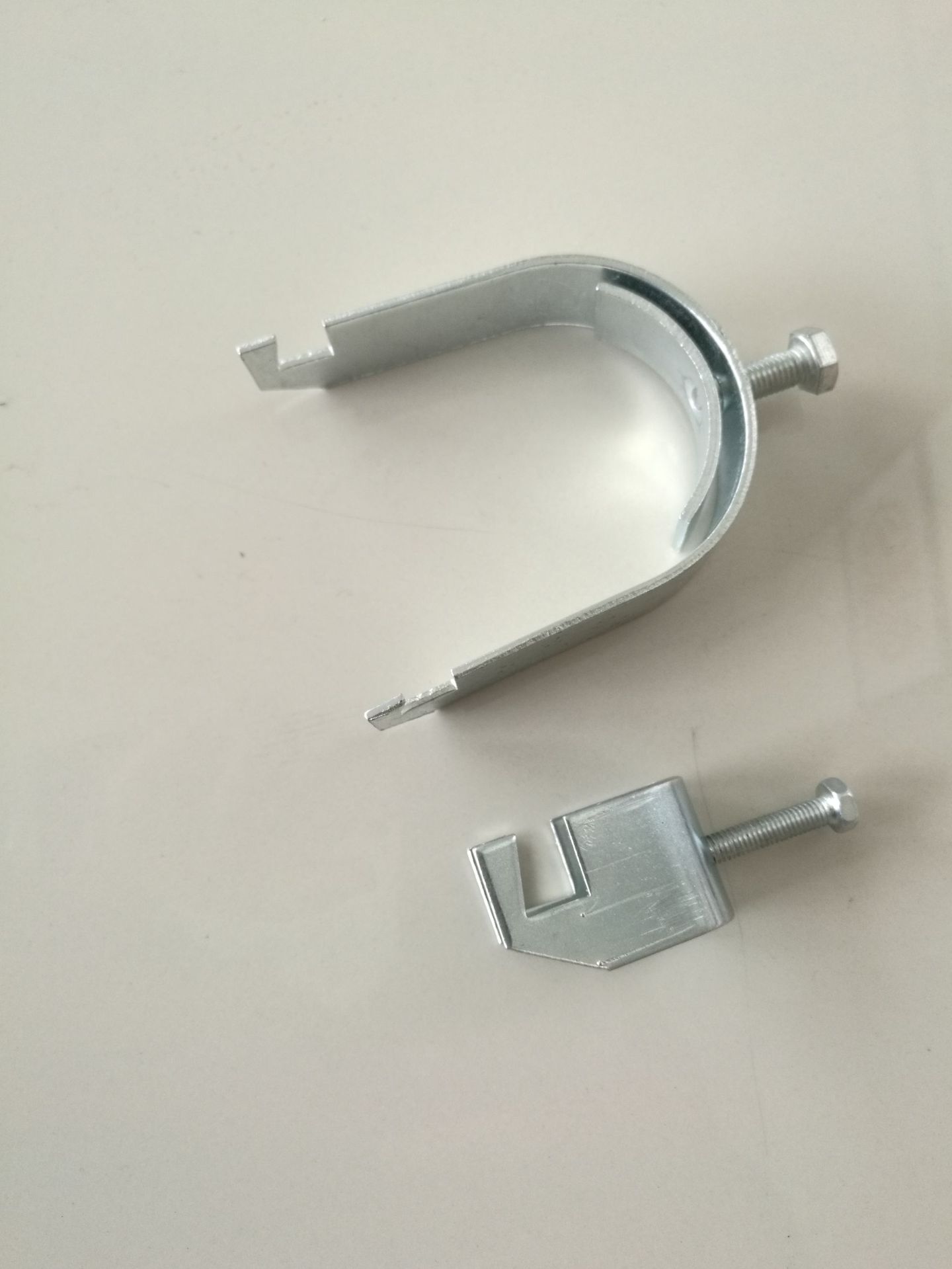 k07单边勾电缆卡子 桥架梯式电缆固定卡 c型槽电缆卡 电缆固定夹