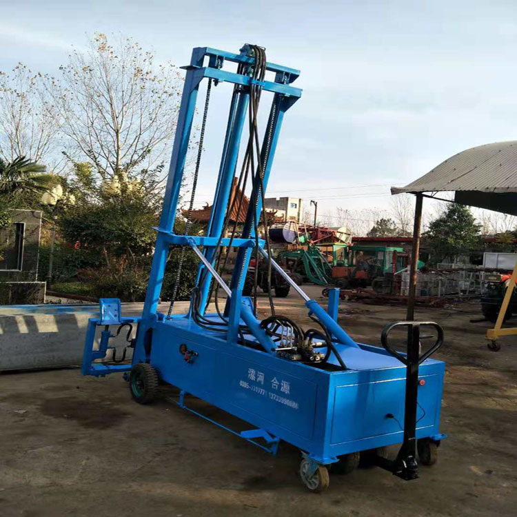 dz7轻质隔墙装板机 电动行走隔墙板装板机器 旋转夹具墙板装板车