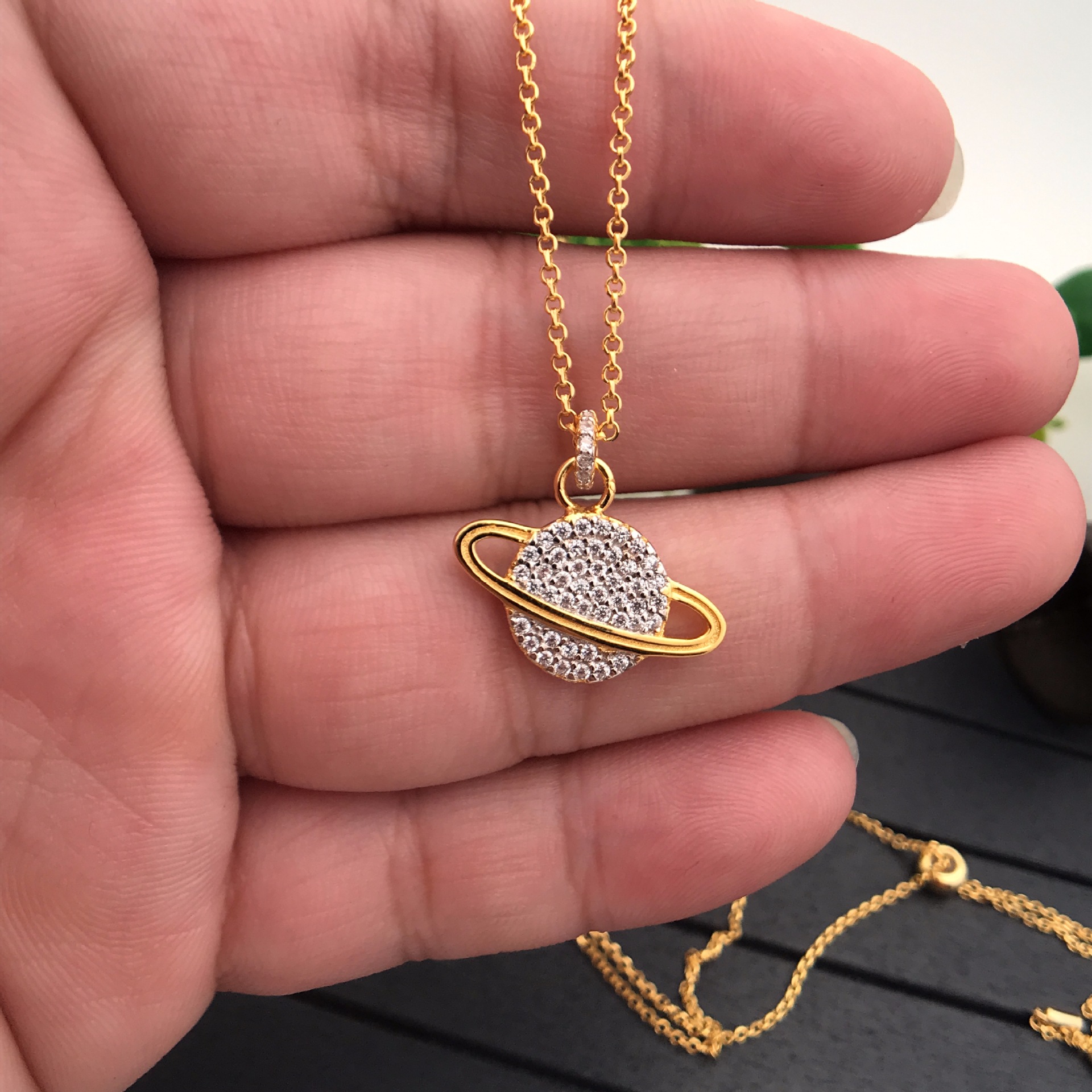 apm hedes 银微镶晶钻土星星球项链时尚粉色吊坠黄金项链厂家直销