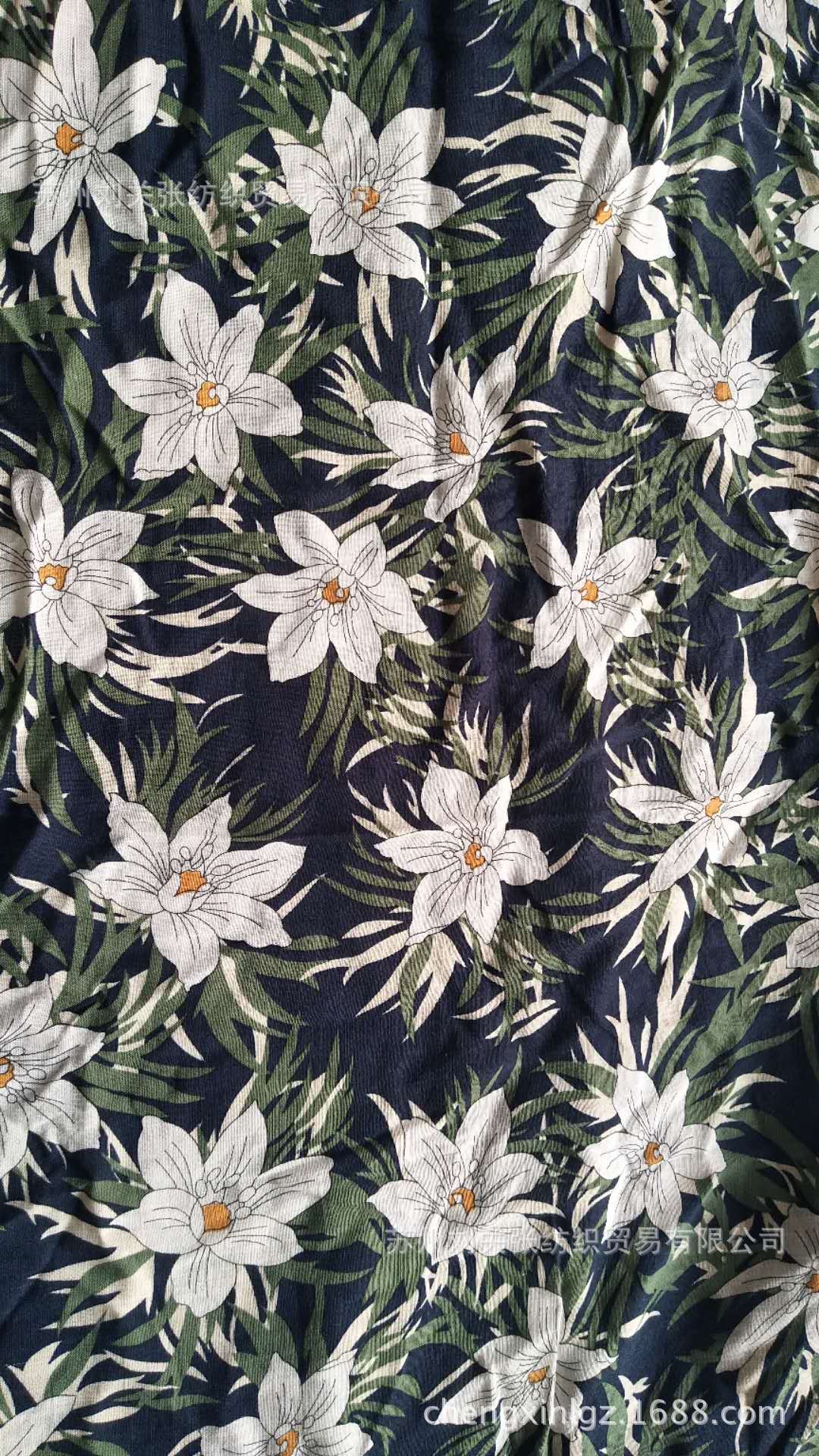 平纹/竹节/人棉水印花 柔软飘逸女装 练白印花