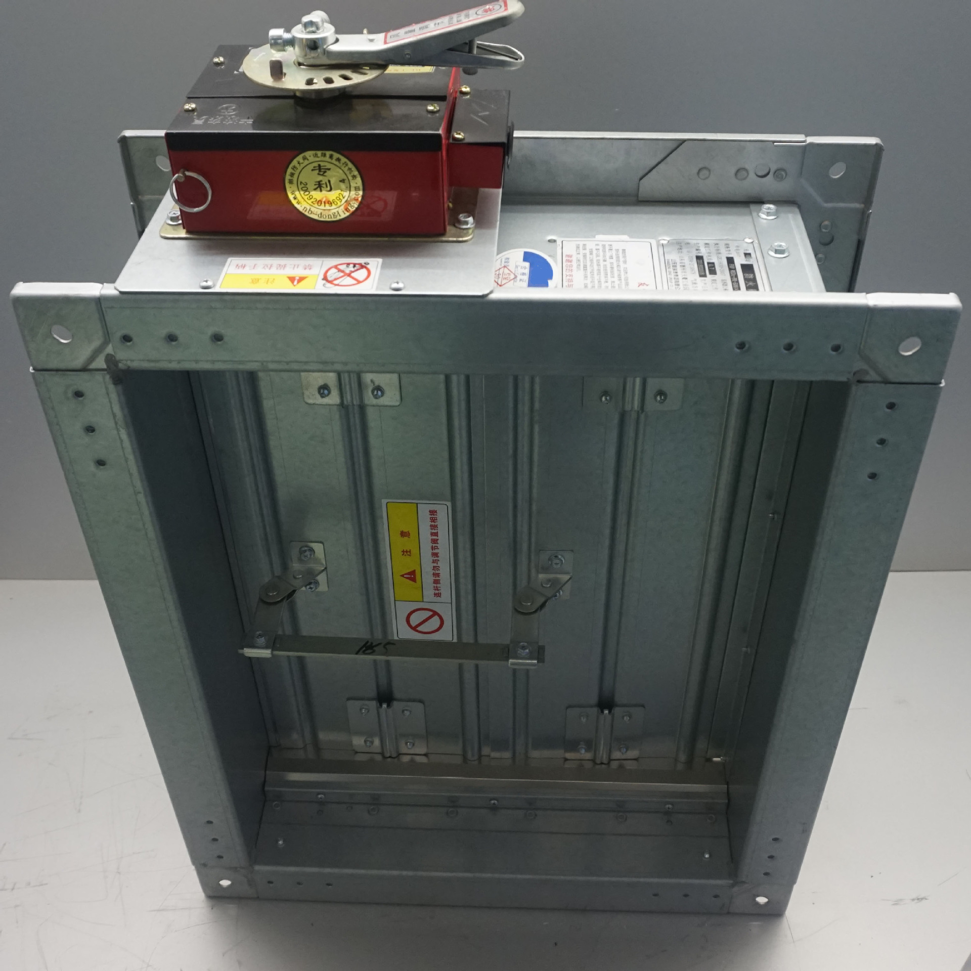 3c消防认证70度280度防火阀手动电动排烟管道消防排烟防火阀