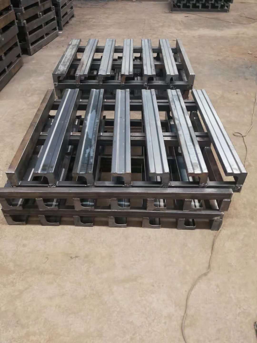 叉车托盘 厂家批发袋装用五花堆垛托盘配套叉车推出器使用
