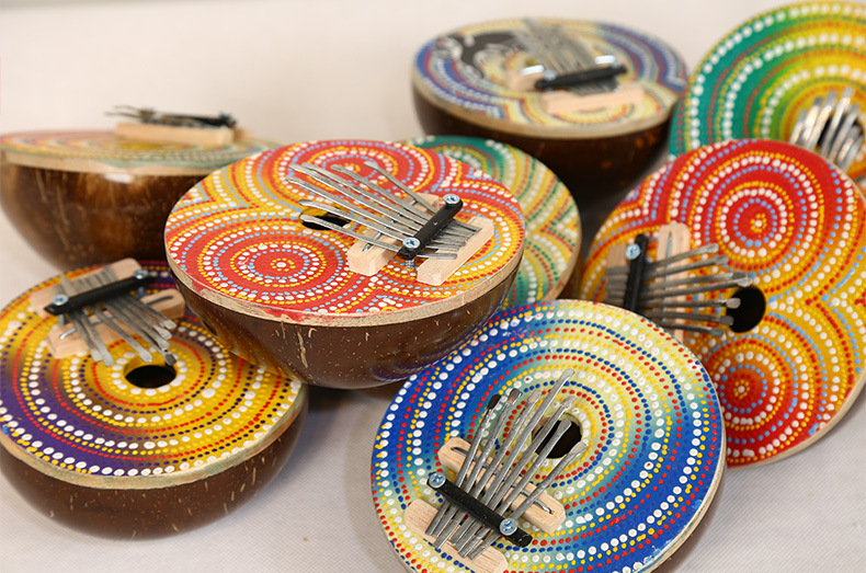 拇指琴7音椰壳手指钢琴印尼17音卡林巴琴彩绘kalimba乐器初学抖音