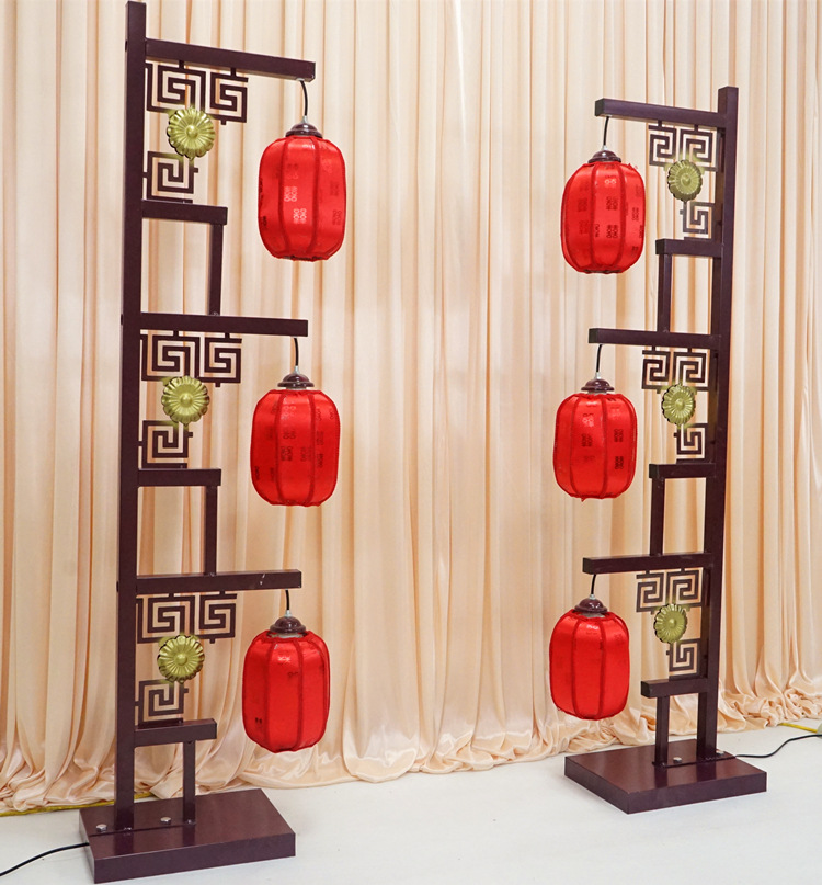 汉唐婚礼仿古木艺三个灯笼路引红羊皮道具中式婚庆宫灯路引