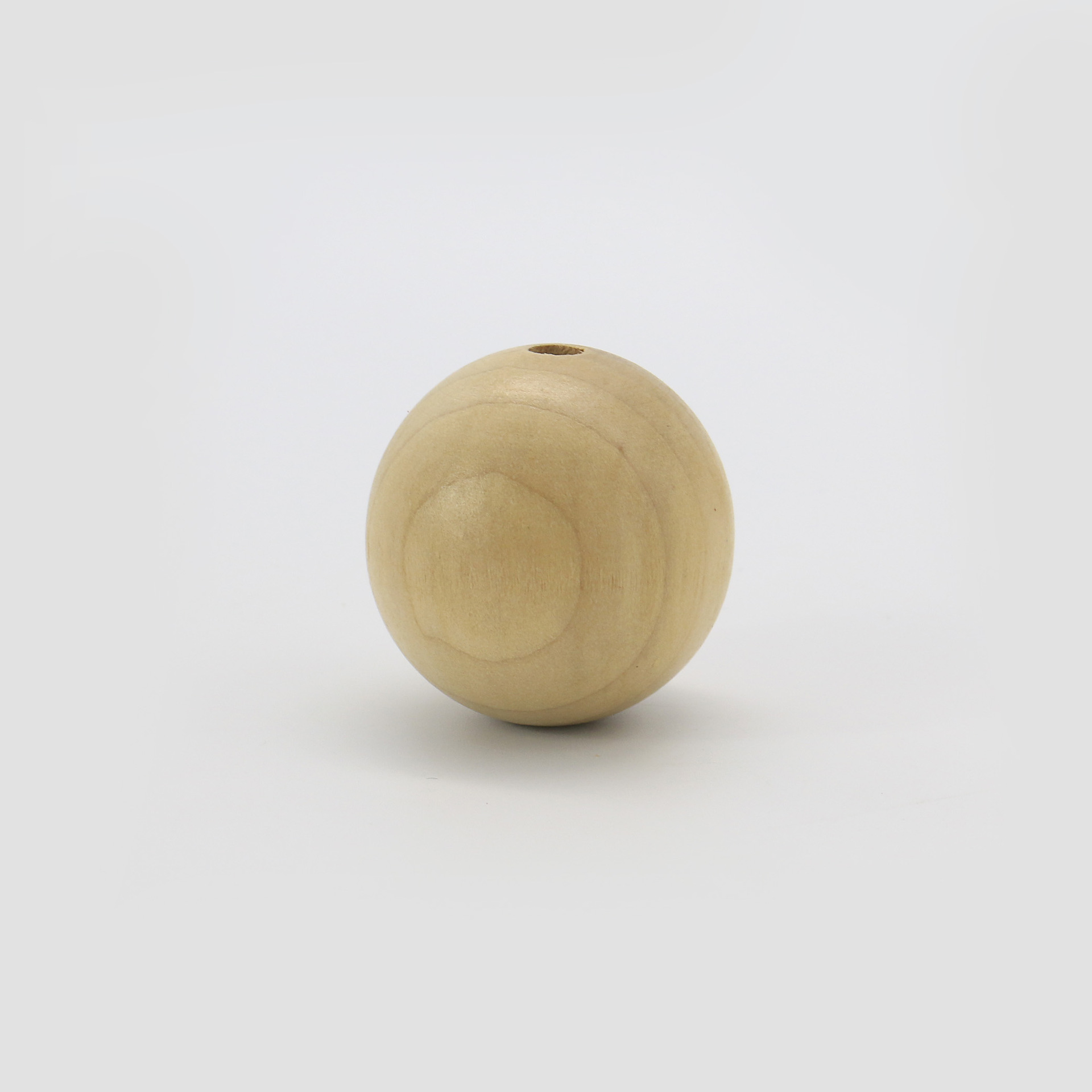 工厂供应 生产香薰木球 松木木球 挥发木球