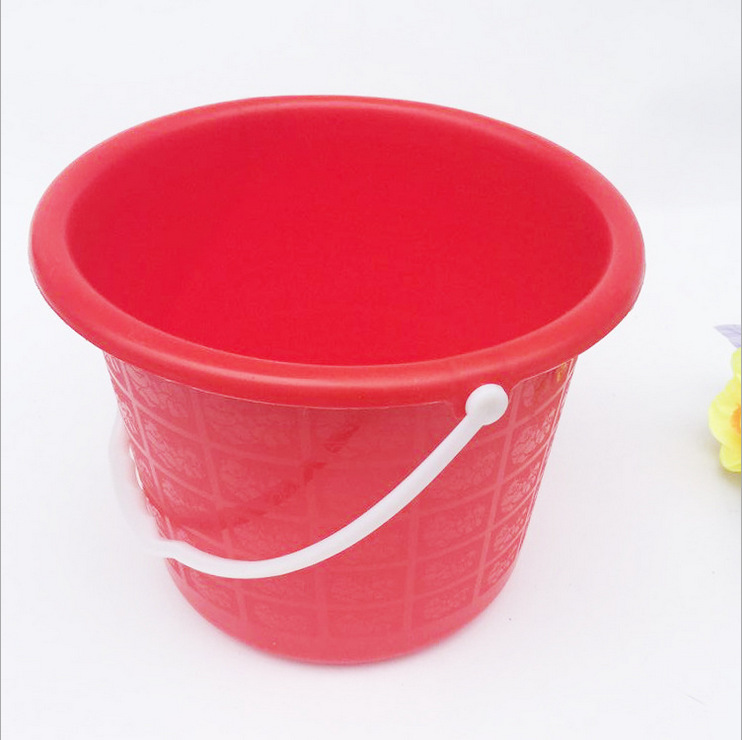 塑料家用小水桶 无盖纸箱沙滩桶 儿童玩具桶批发 地摊货源