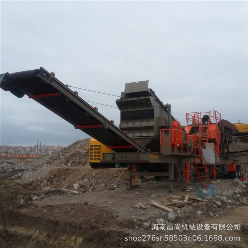 砂石料破碎机厂家-河卵石制砂生产线-大型河卵石移动式制砂破碎站