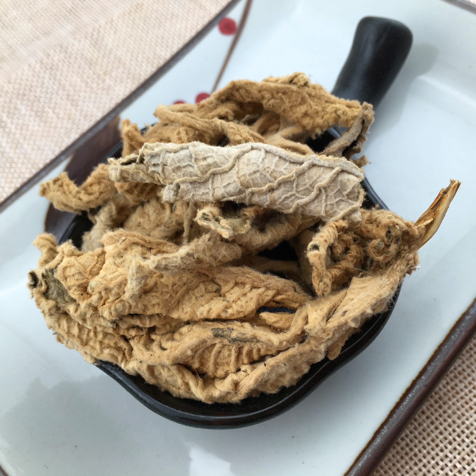 批发冷背药材岩白菜 岩壁花 红岩七 干白菜 一公斤包邮