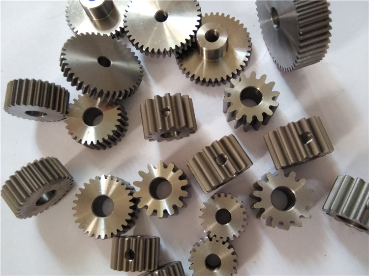 减速箱行星齿轮加工 精密小模数滚齿加工减速机齿轮直齿轮 齿轮组