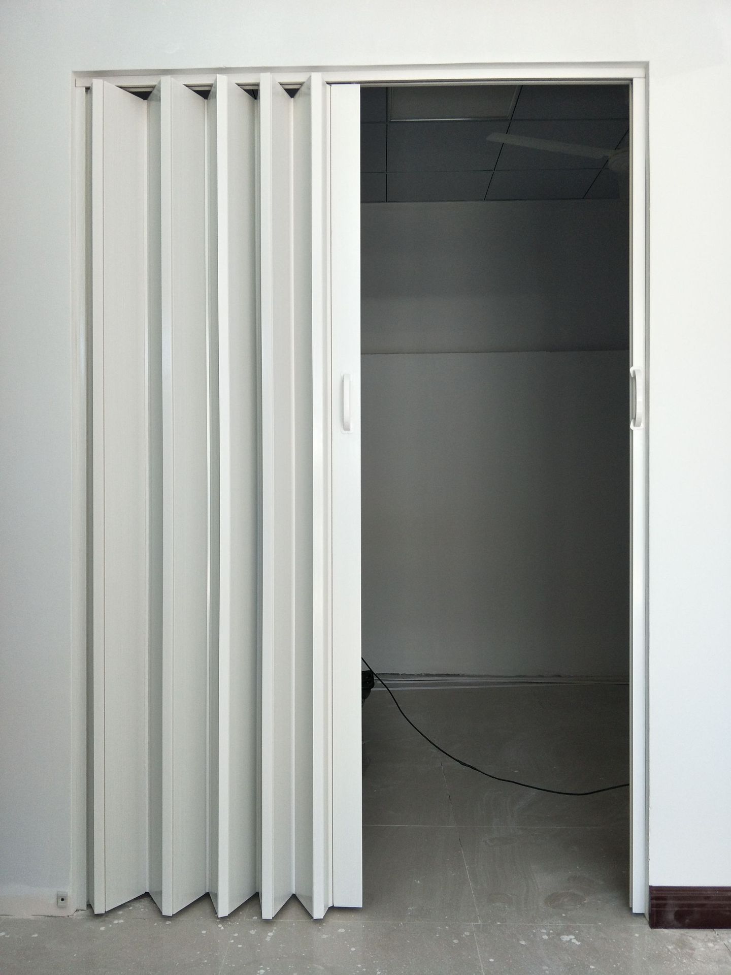 加厚型折叠门 加厚塑钢折叠门 白木纹塑料折叠门牢固美观耐用