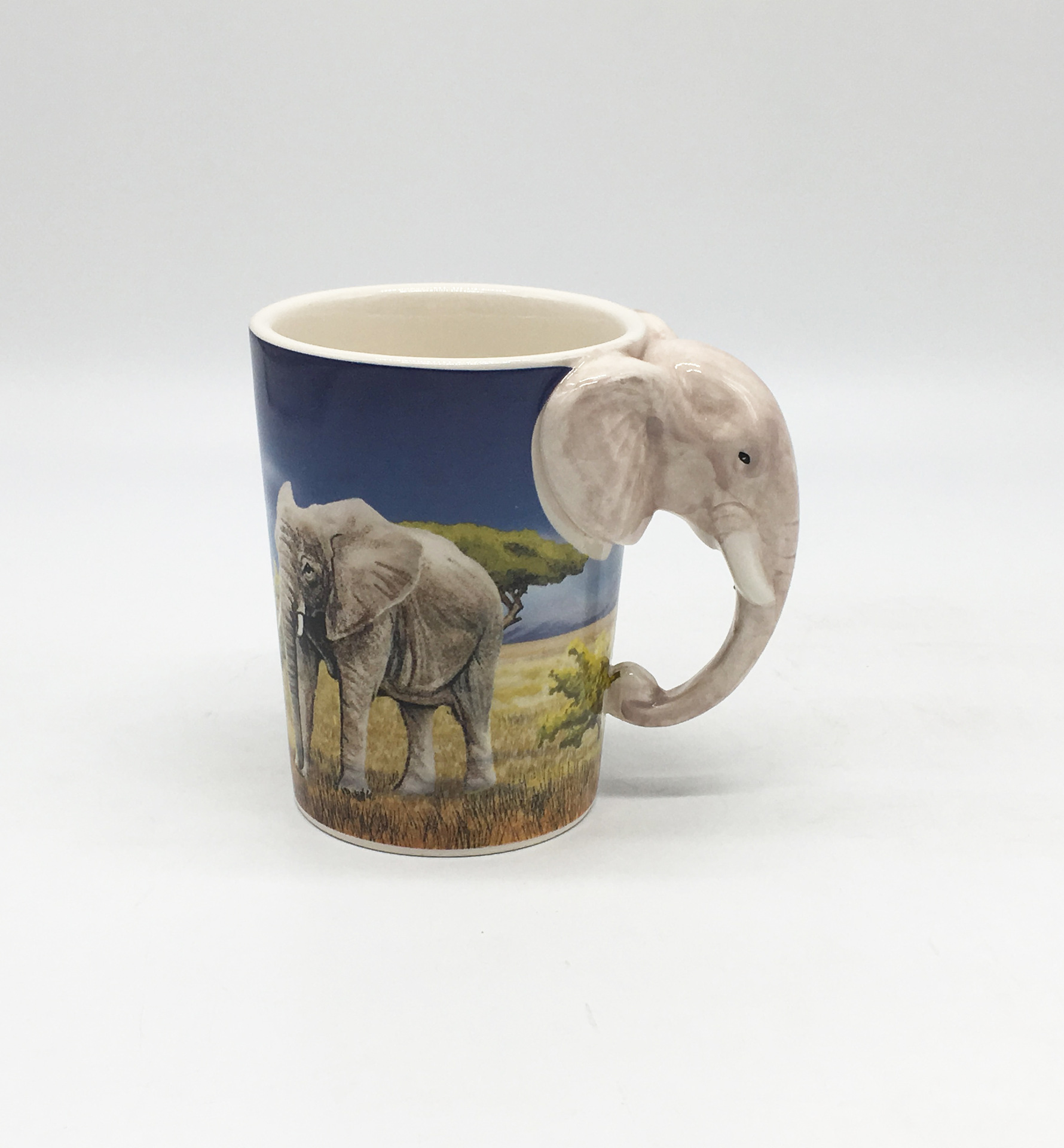 厂家生产陶瓷3d立体大象杯带茶包托 电商爆款陶瓷卡通大象茶杯