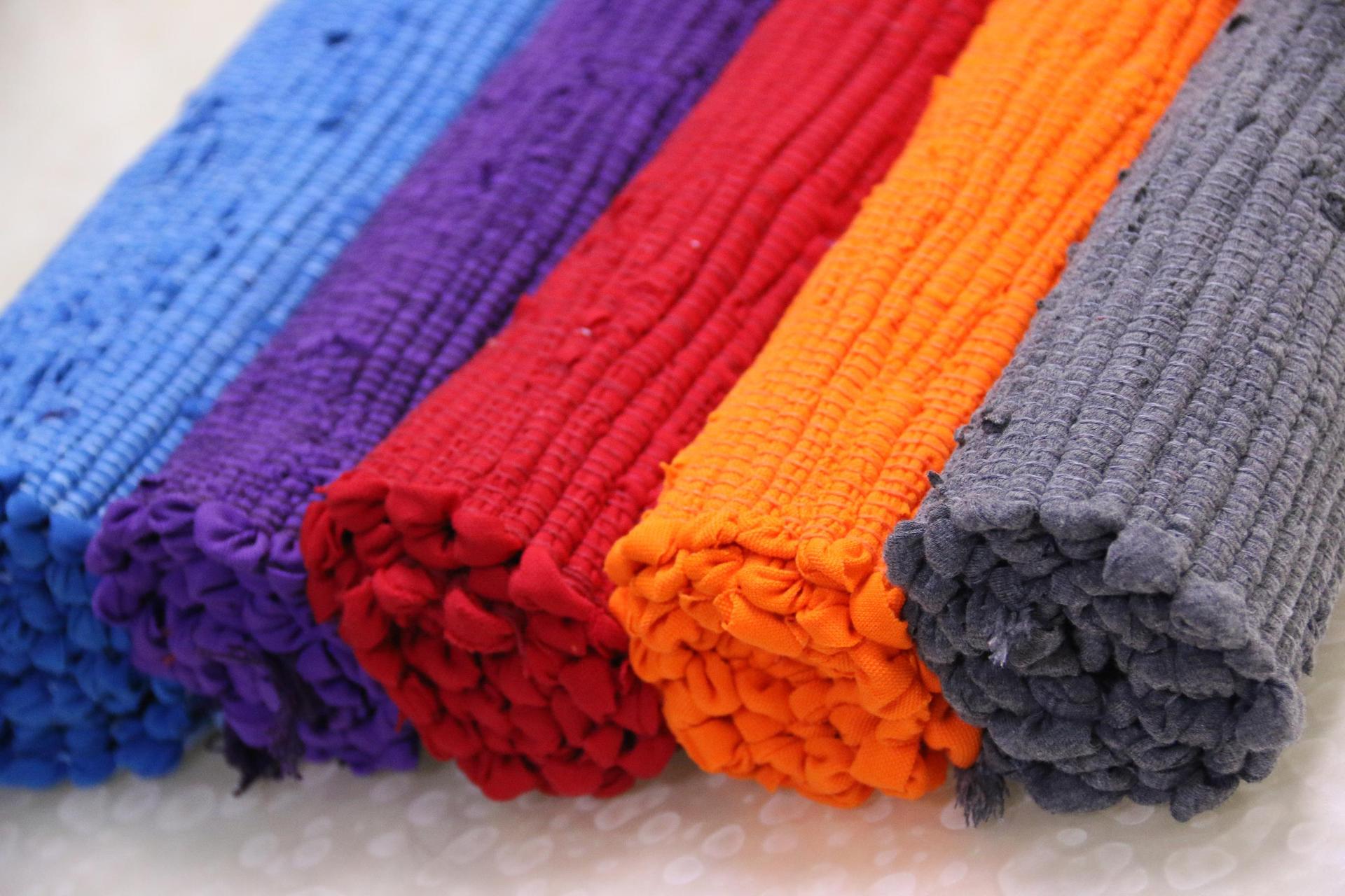 厂家直销供应全棉手工棉布条地垫防滑垫走廊浴室书房客厅用毯