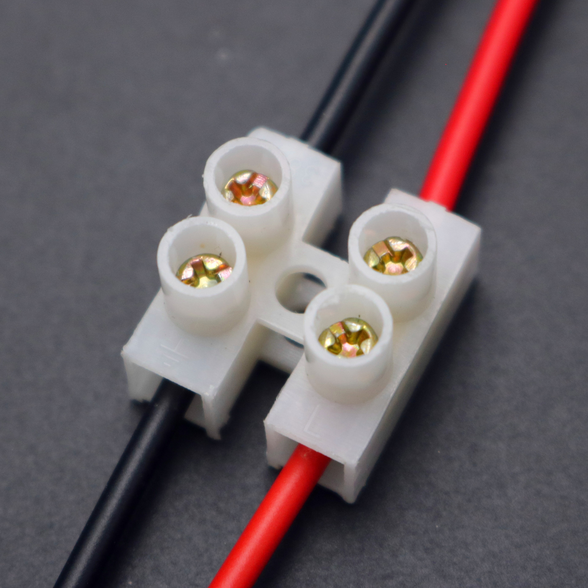 生产10a两位接线端子2p接线柱pp阻燃电线连接器led塑料端子台