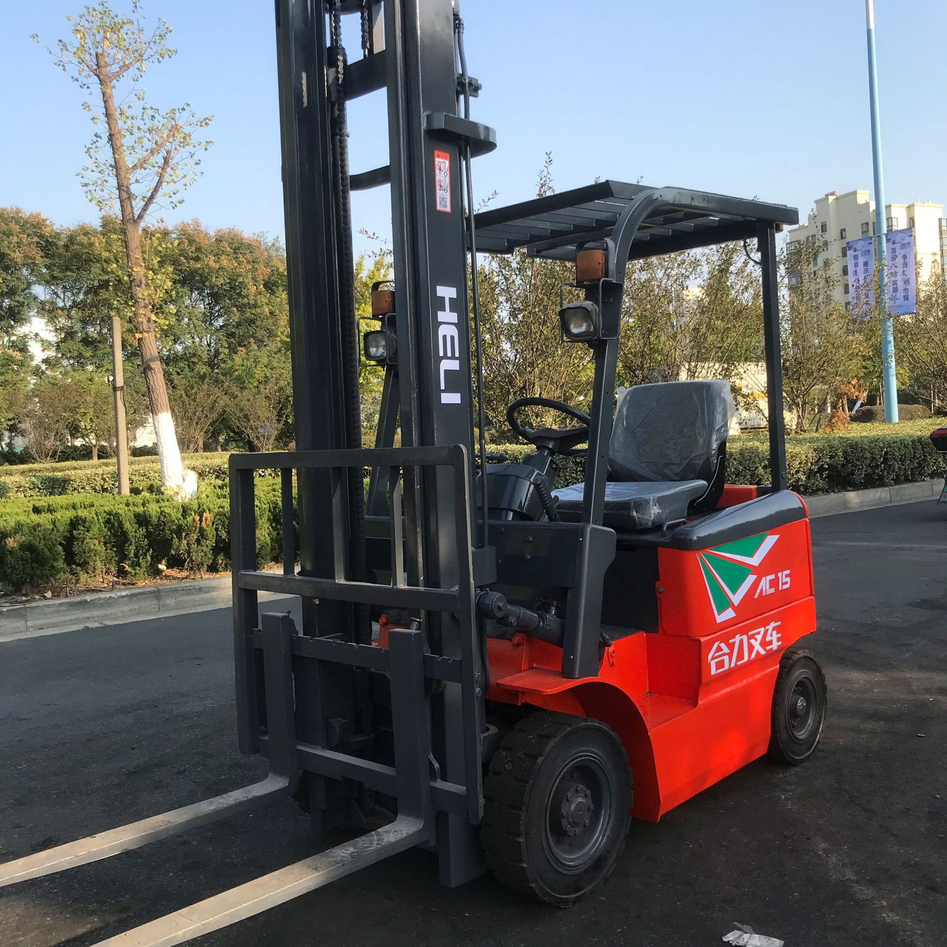 精品合力1.5吨2吨3吨高位二手电动叉车进箱多走向店里叉车优惠