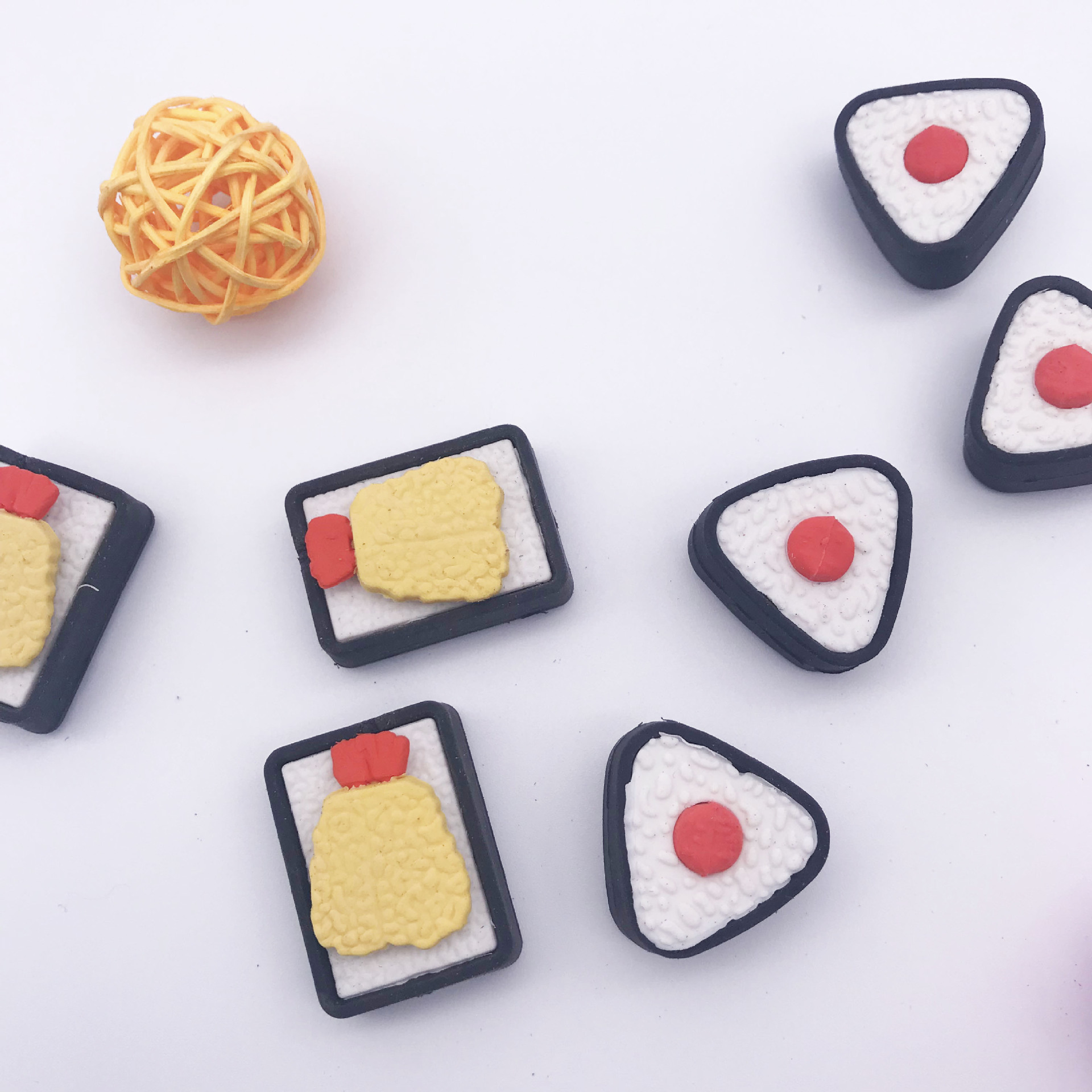 新品韩国可爱可拆卸三角寿司造型橡皮擦卡通小学生奖品小橡皮批发